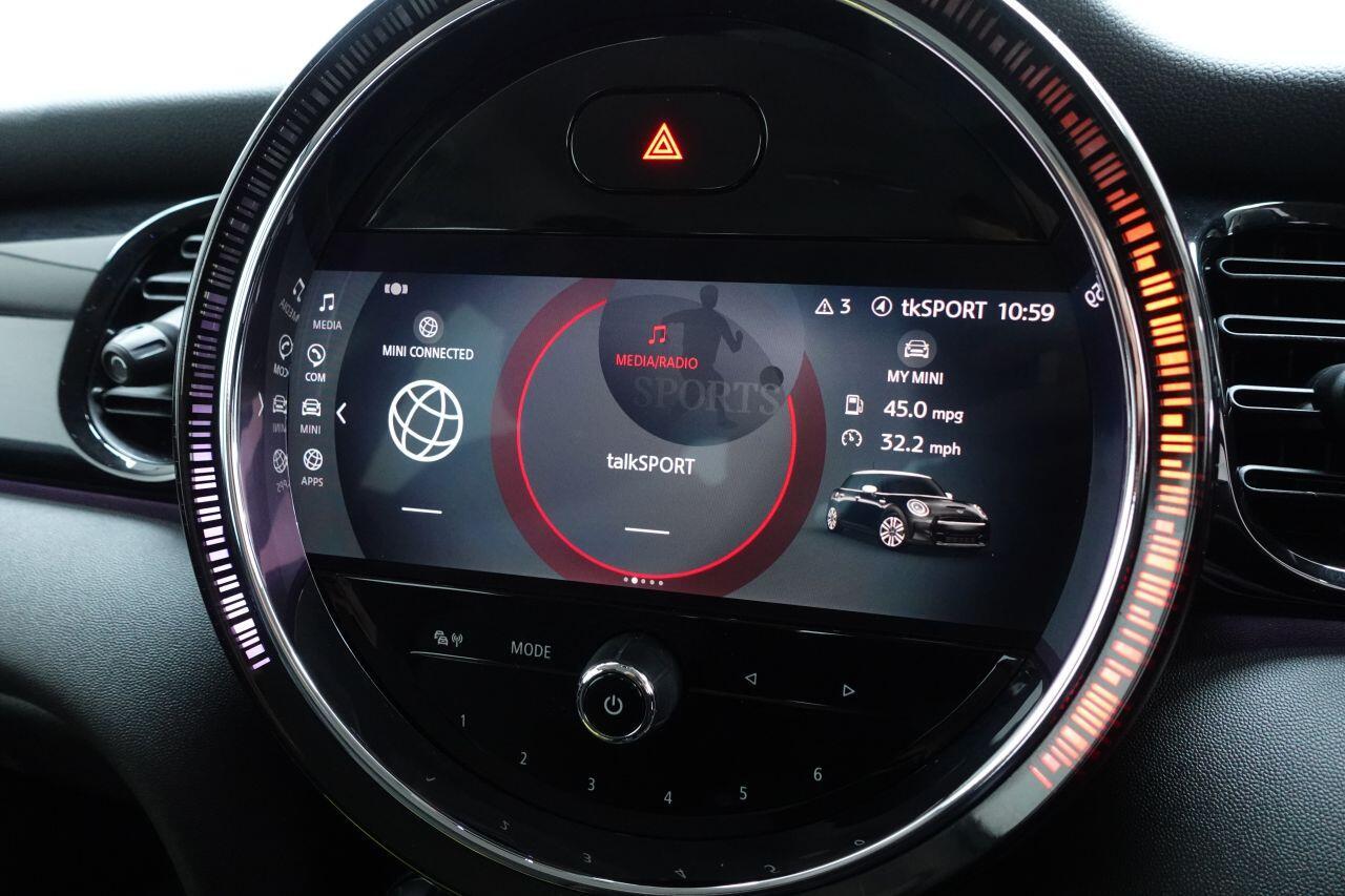MINI Hatch - Image 2