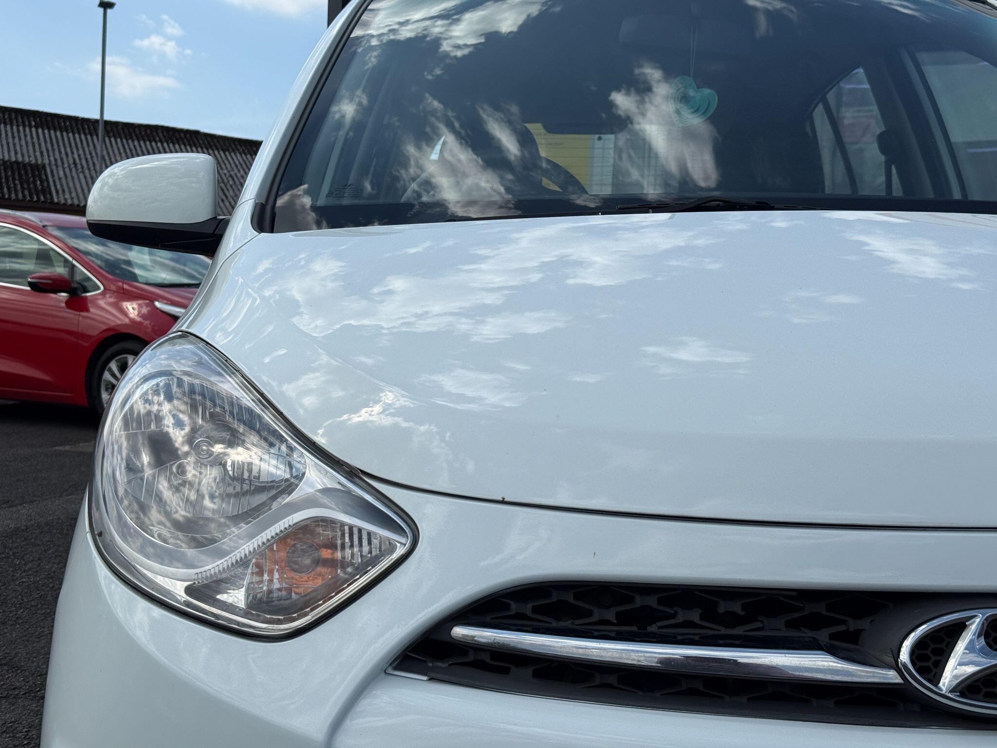 Hyundai i10 - Image 12