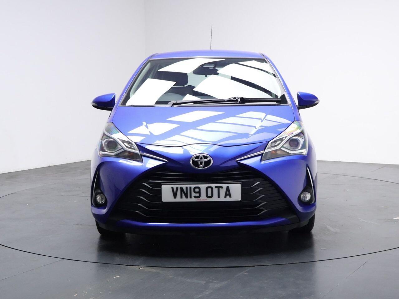 Toyota Yaris - Image 5