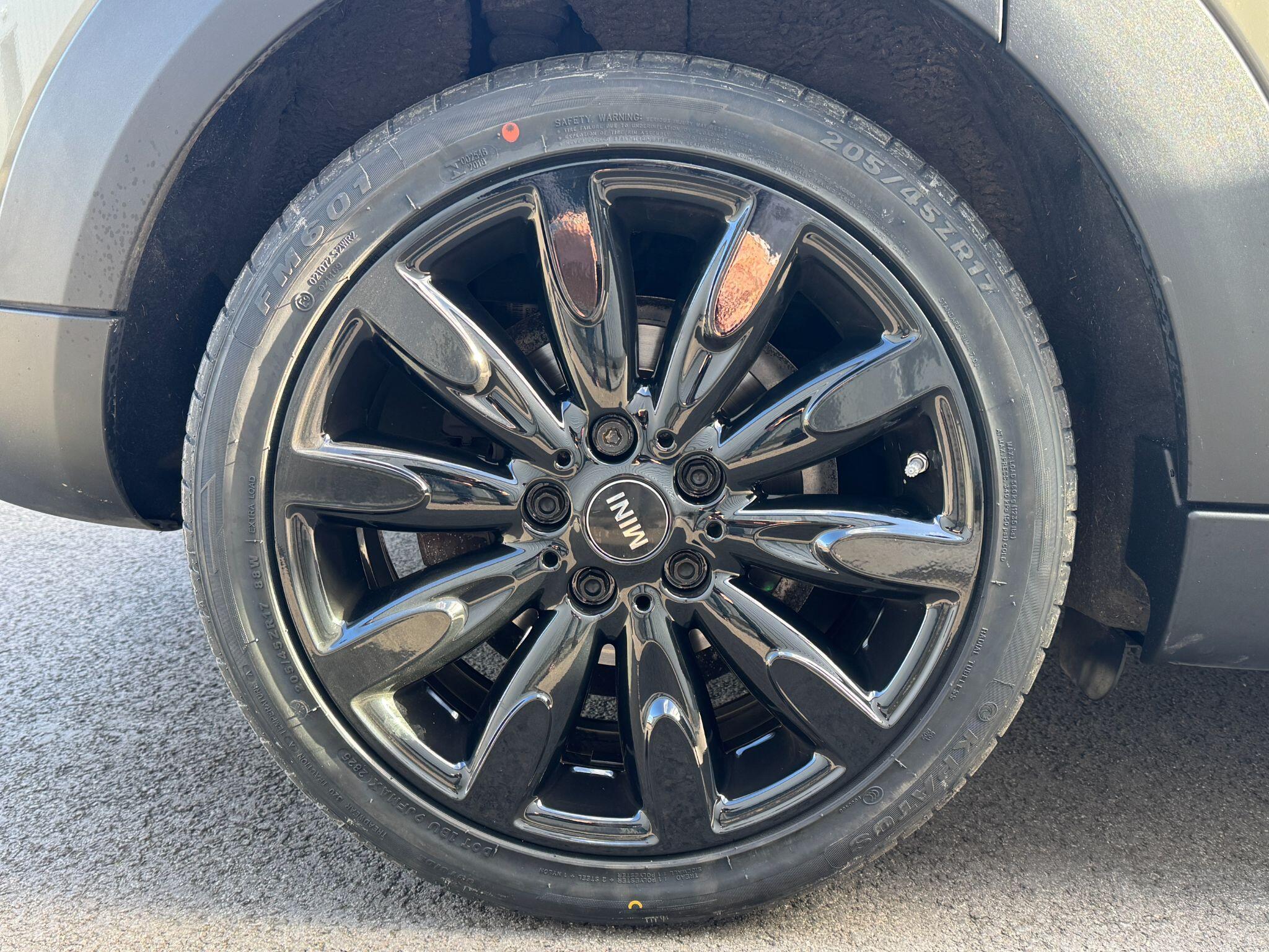 MINI Hatch - Image 33