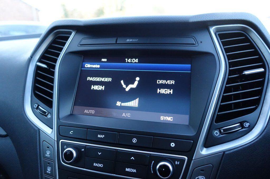 Hyundai Santa Fe - Image 23