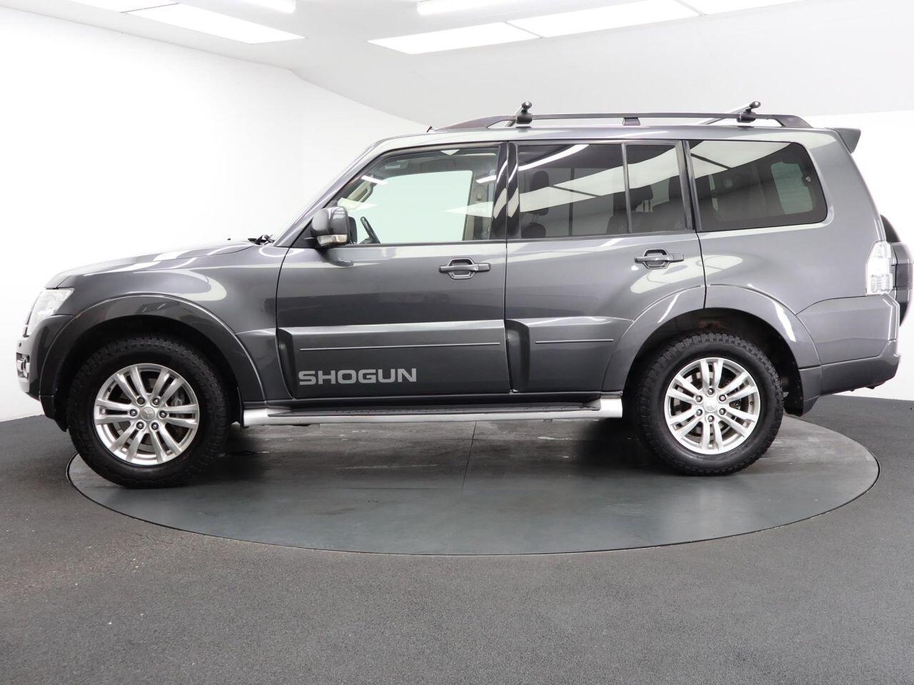 Mitsubishi Shogun - Image 6
