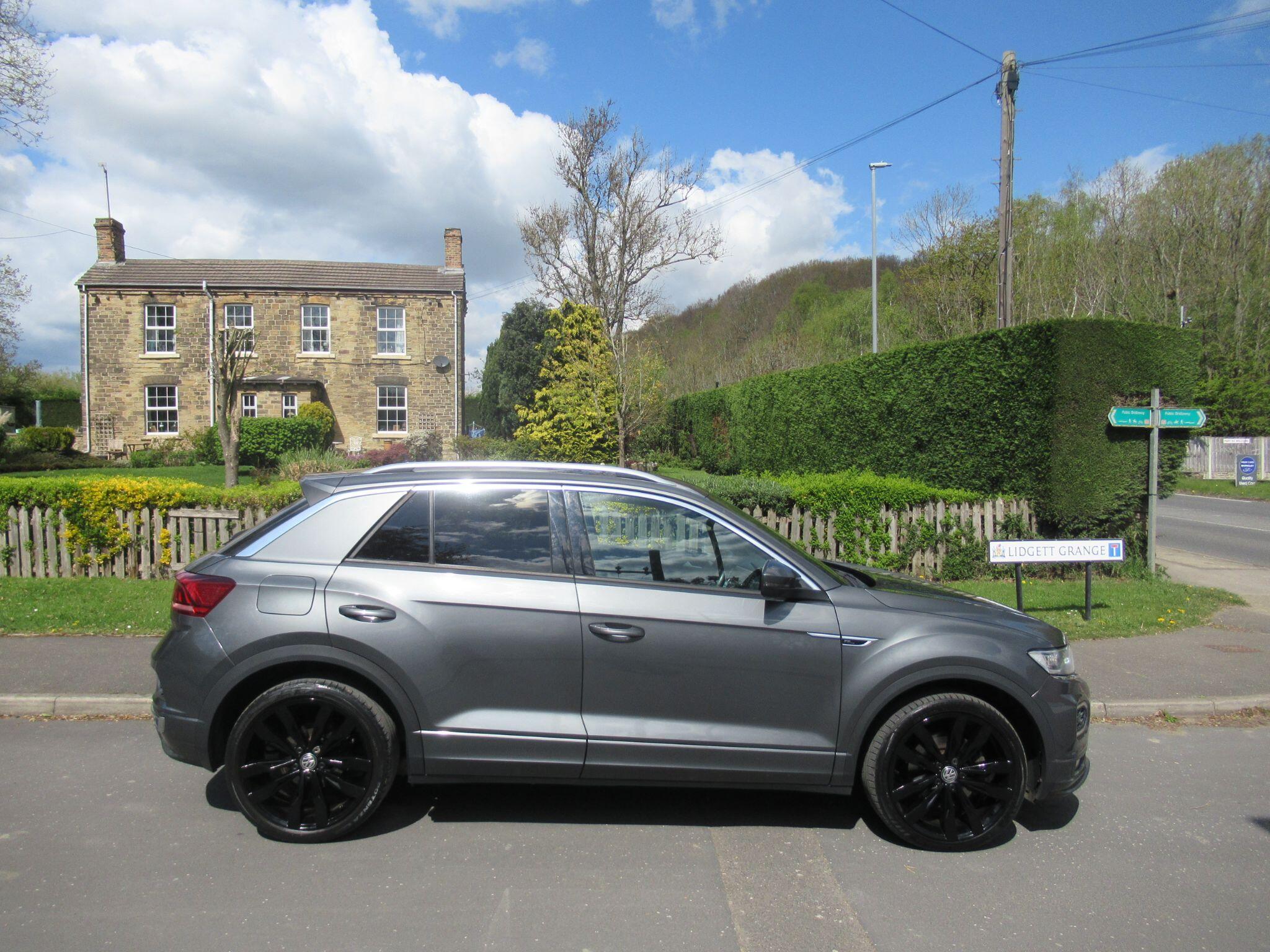 Volkswagen T-Roc - Image 3
