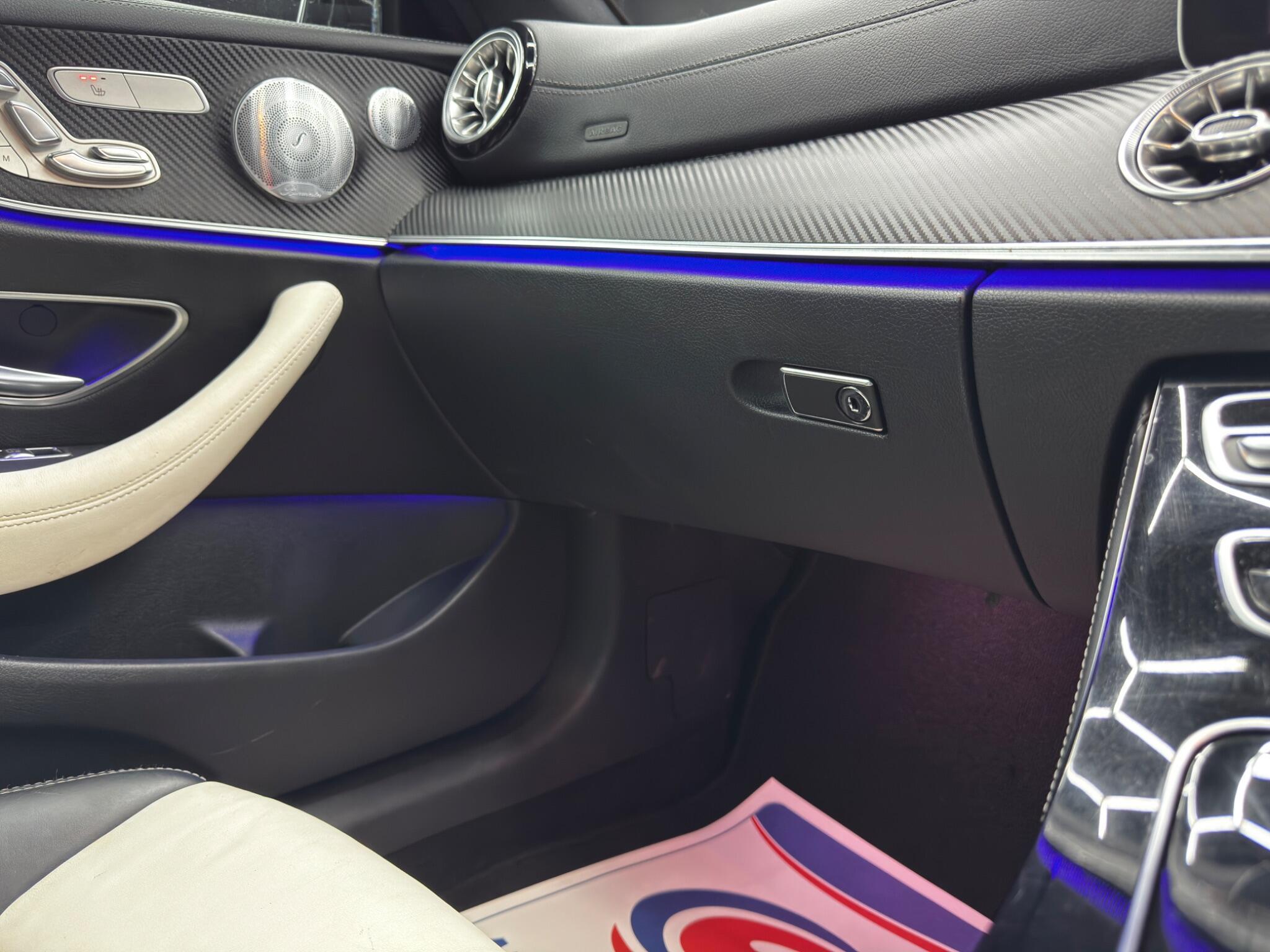 Mercedes E Class - Image 38