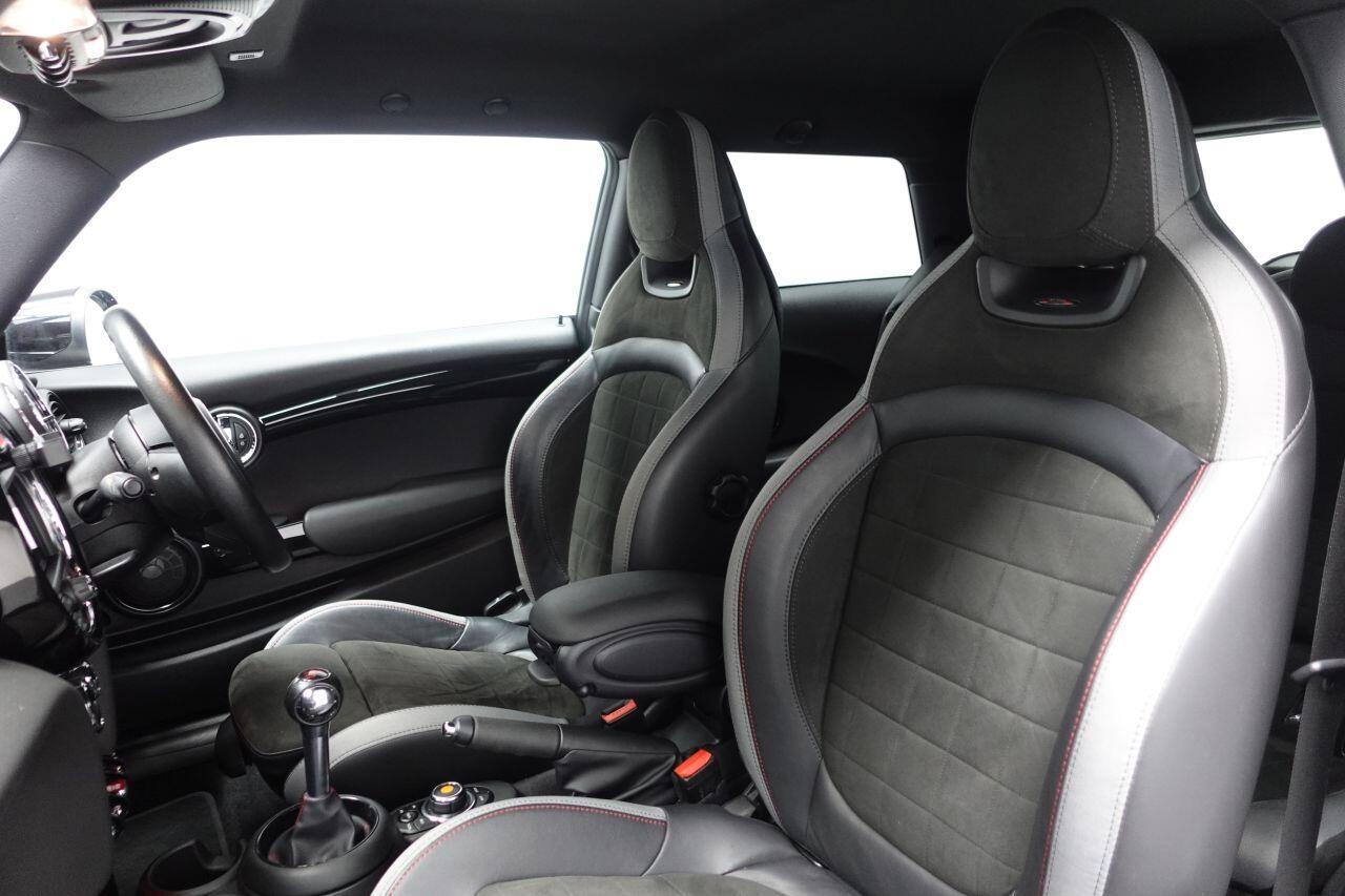 MINI Hatch - Image 29