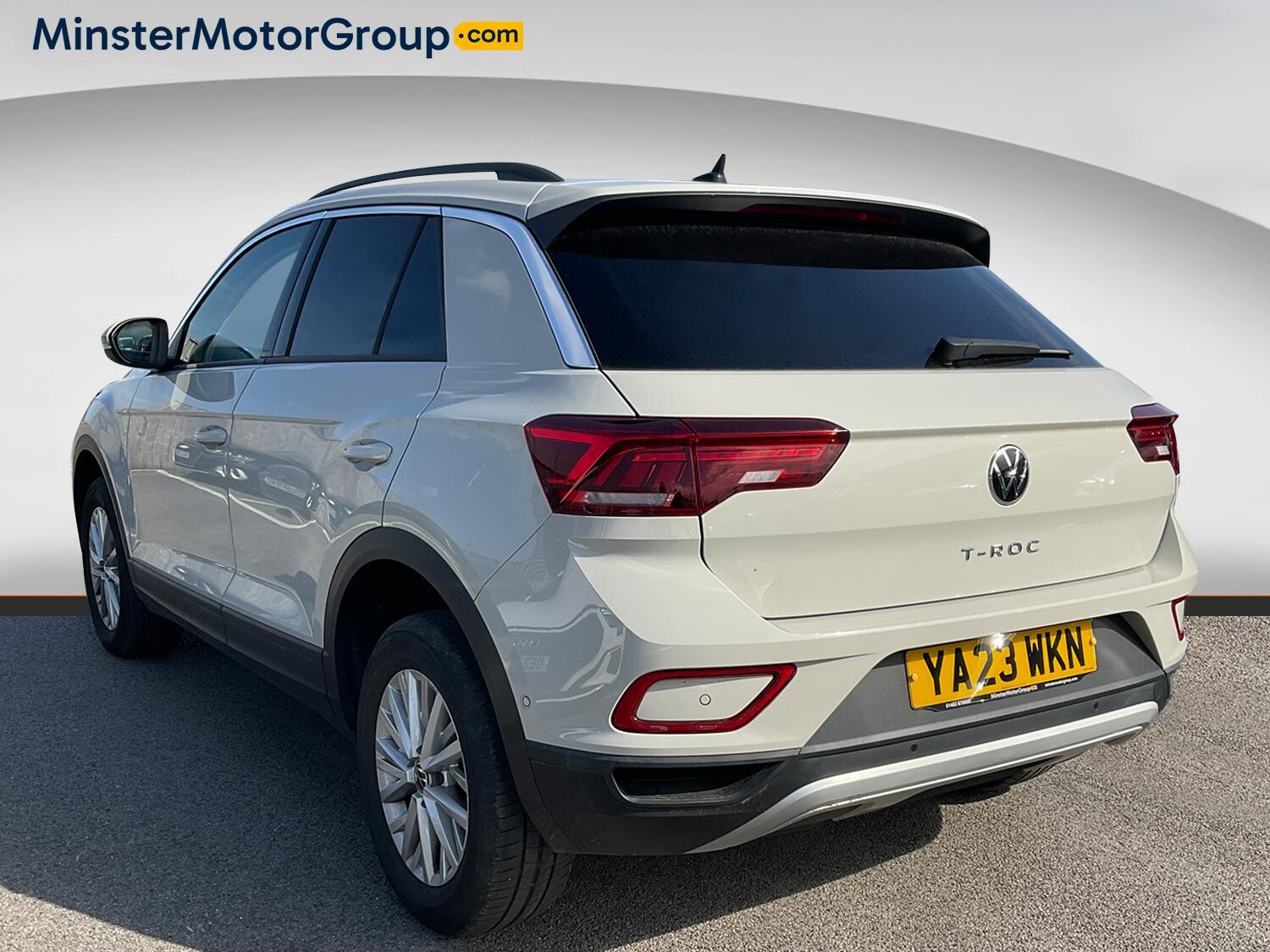 Volkswagen T-Roc - Image 4