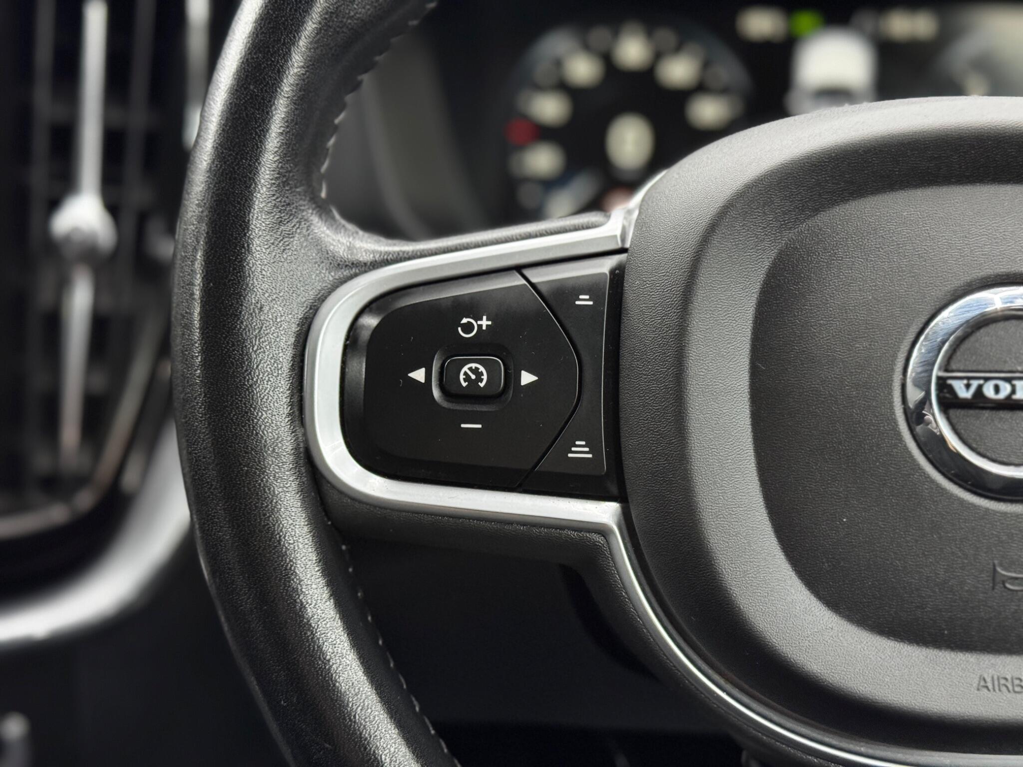 Volvo XC60 - Image 20