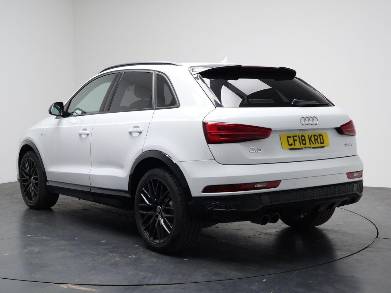 Audi Q3 - Image 9