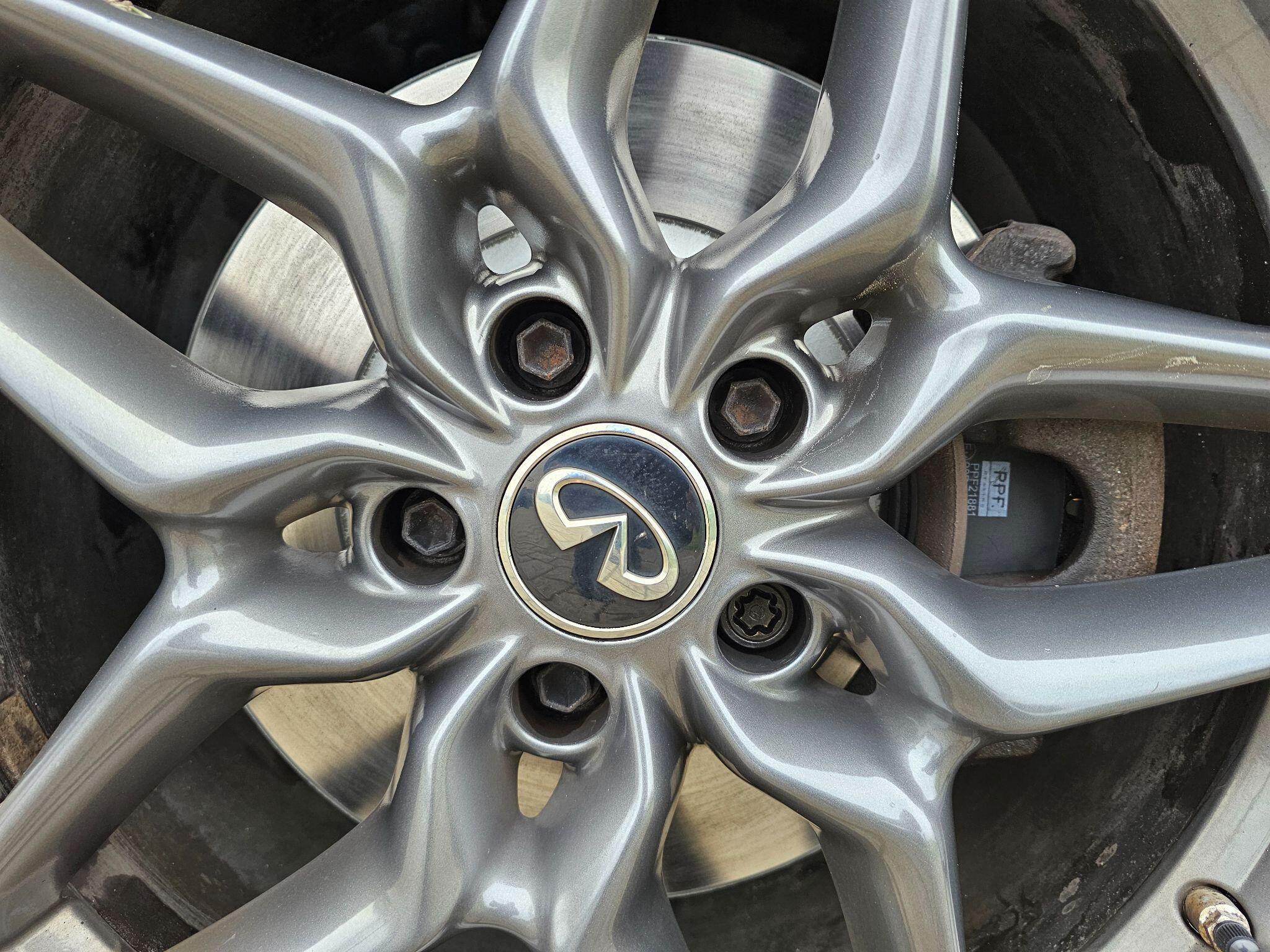 Infiniti Q30 - Image 32