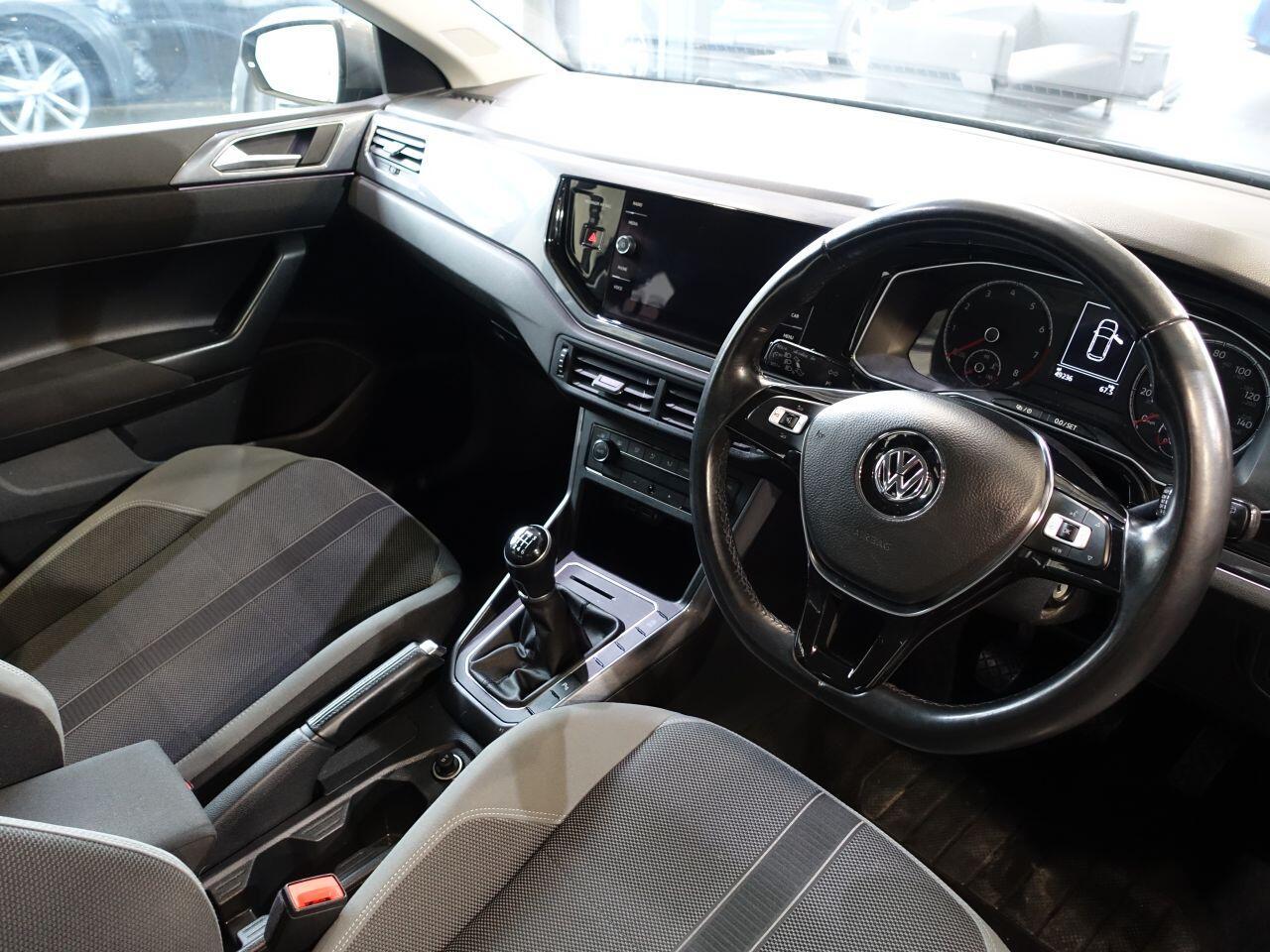 Volkswagen Polo - Image 2