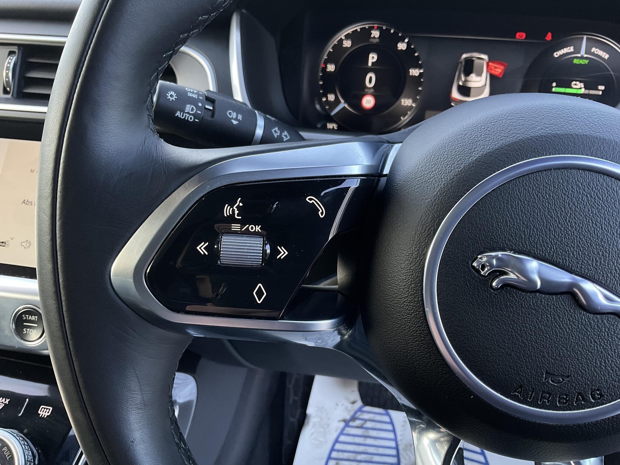 Jaguar I-Pace - Image 11