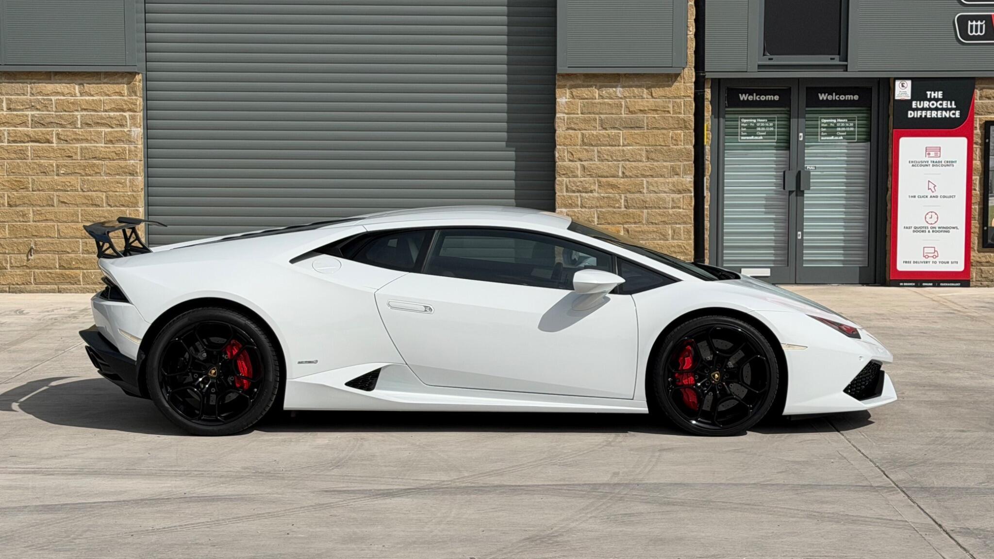 Lamborghini Huracan - Image 5