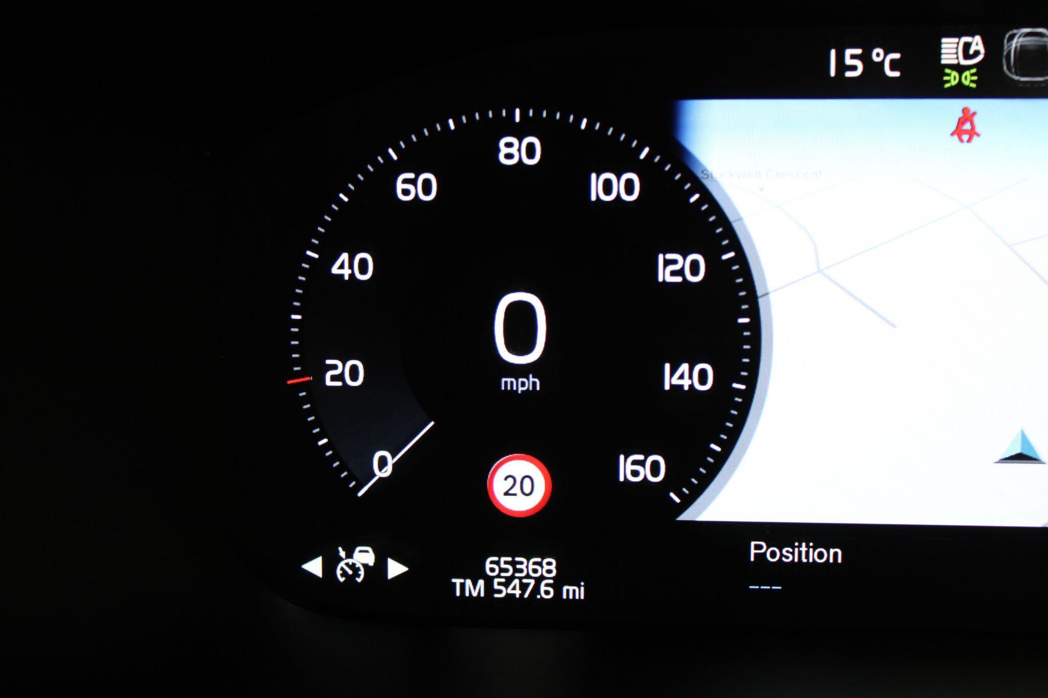 Volvo V60 CROSS COUNTRY - Image 52