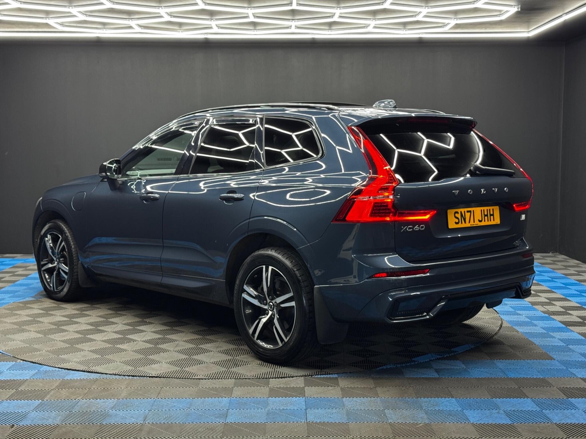 Volvo XC60 - Image 7