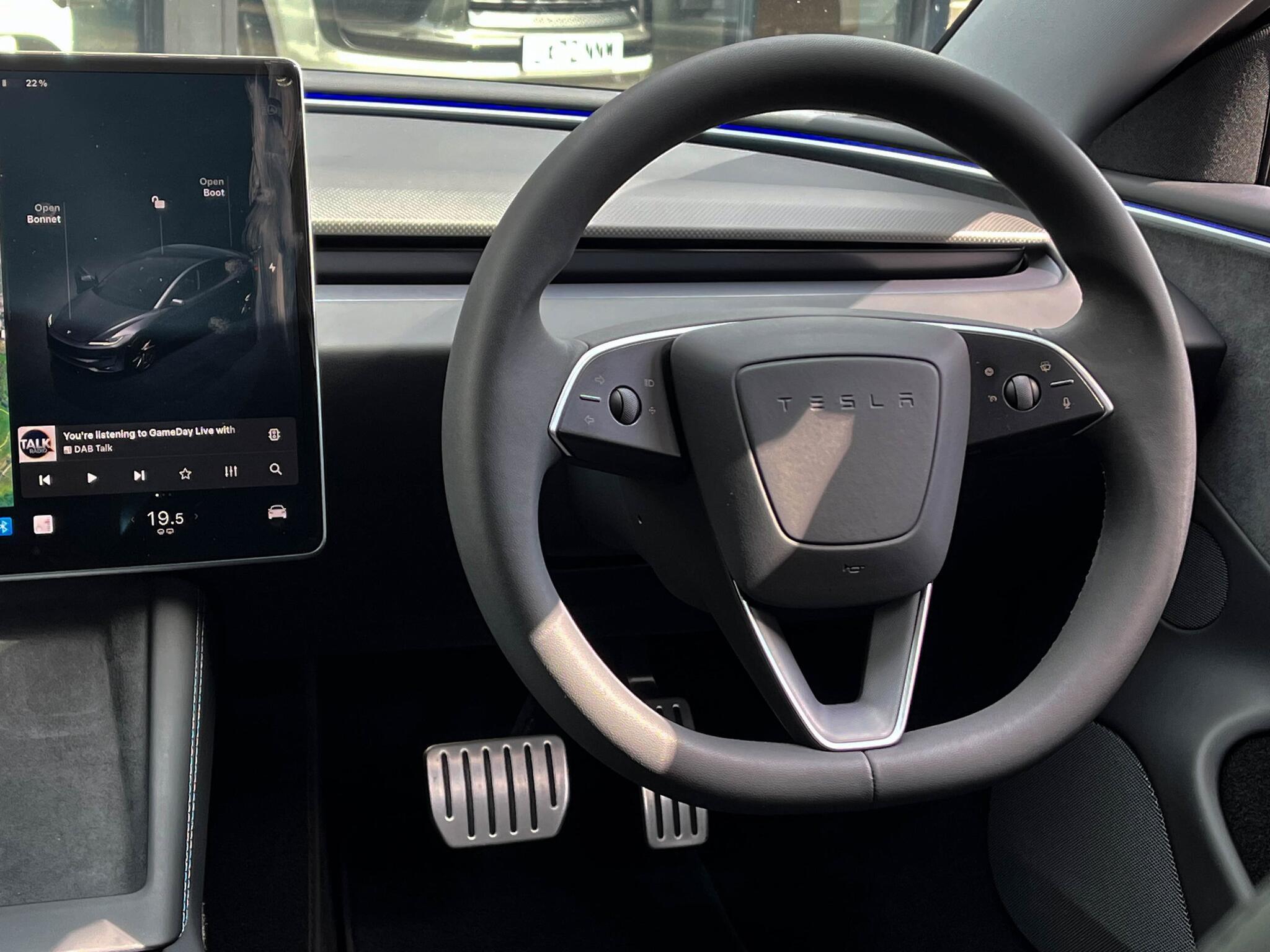 Tesla Model 3 - Image 12