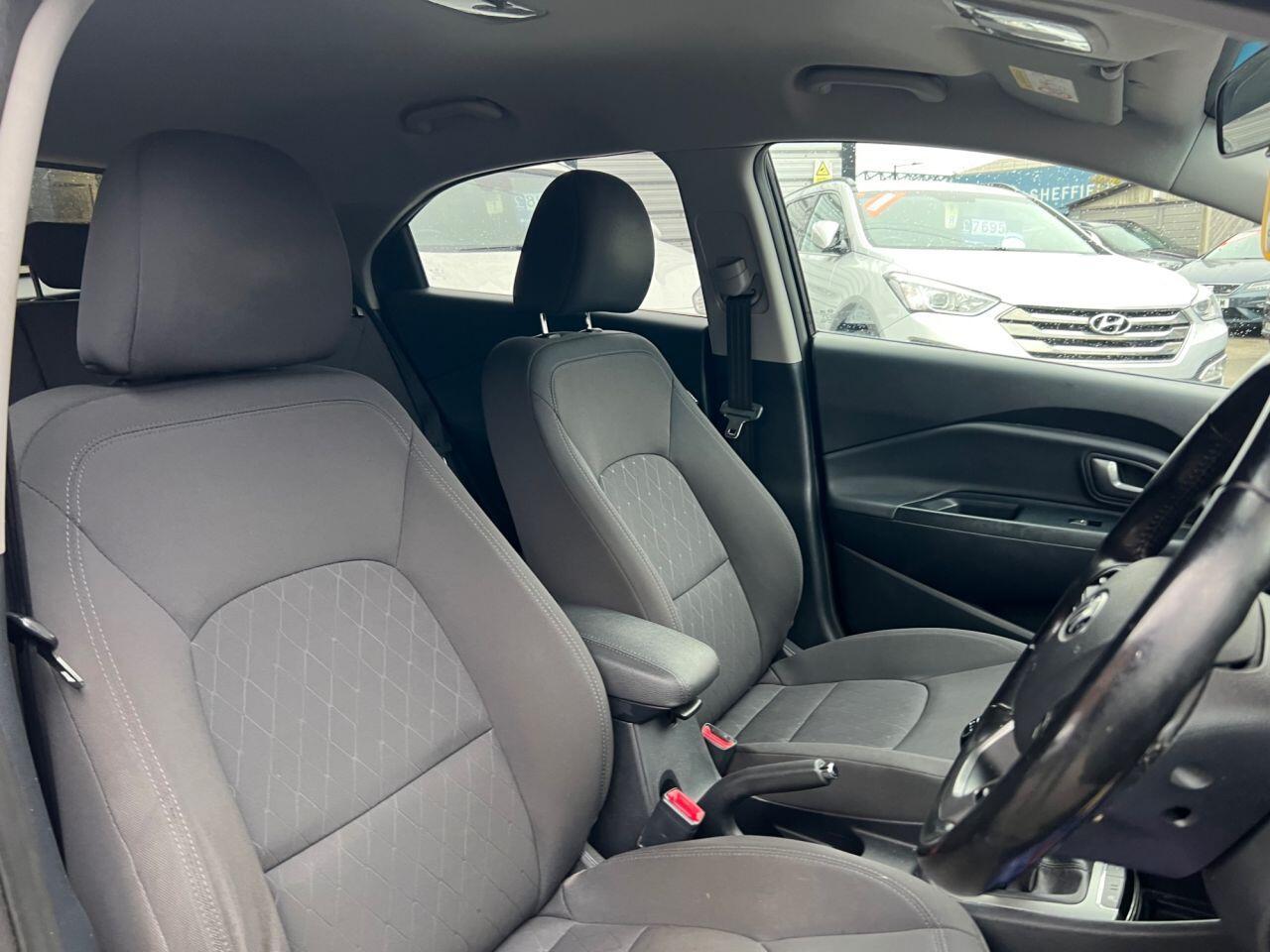 Kia Rio - Image 15