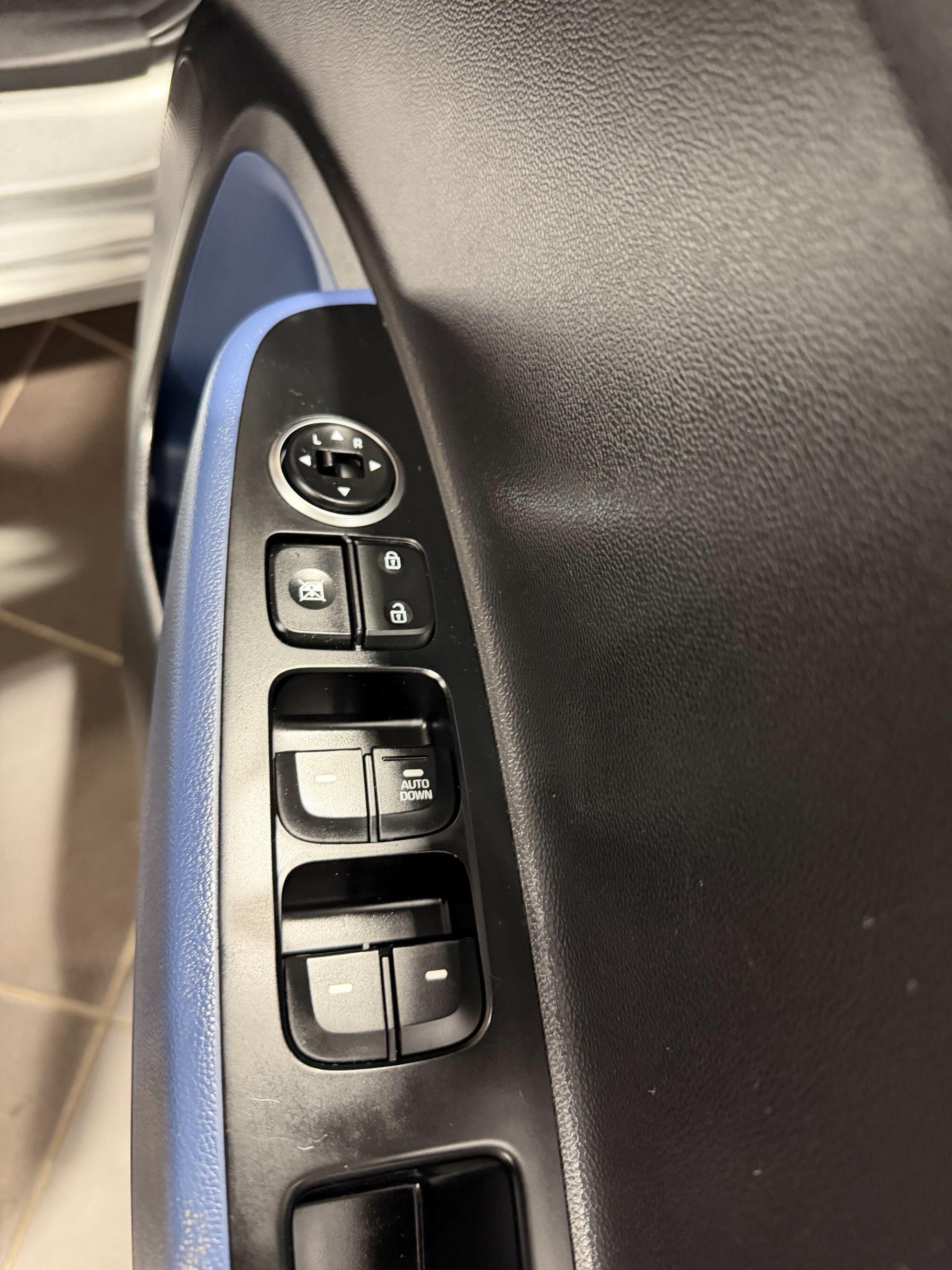 Hyundai i10 - Image 14