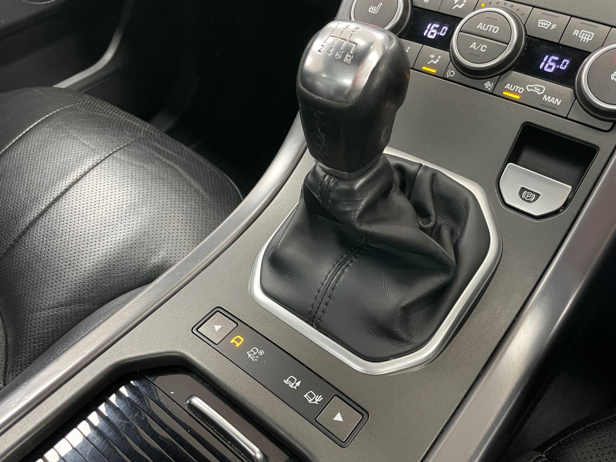 Land Rover Range Rover Evoque - Image 43