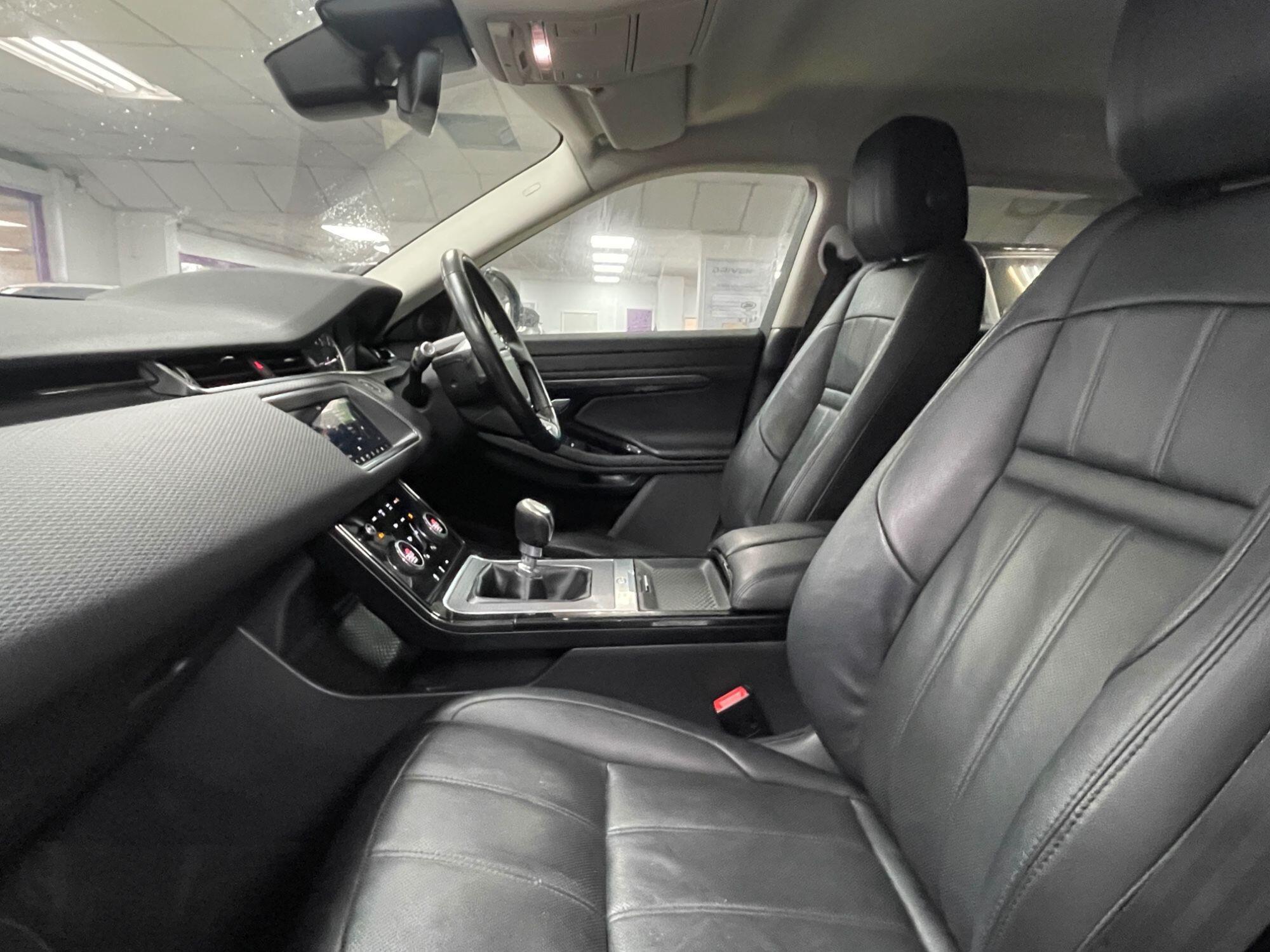 Land Rover Range Rover Evoque - Image 32