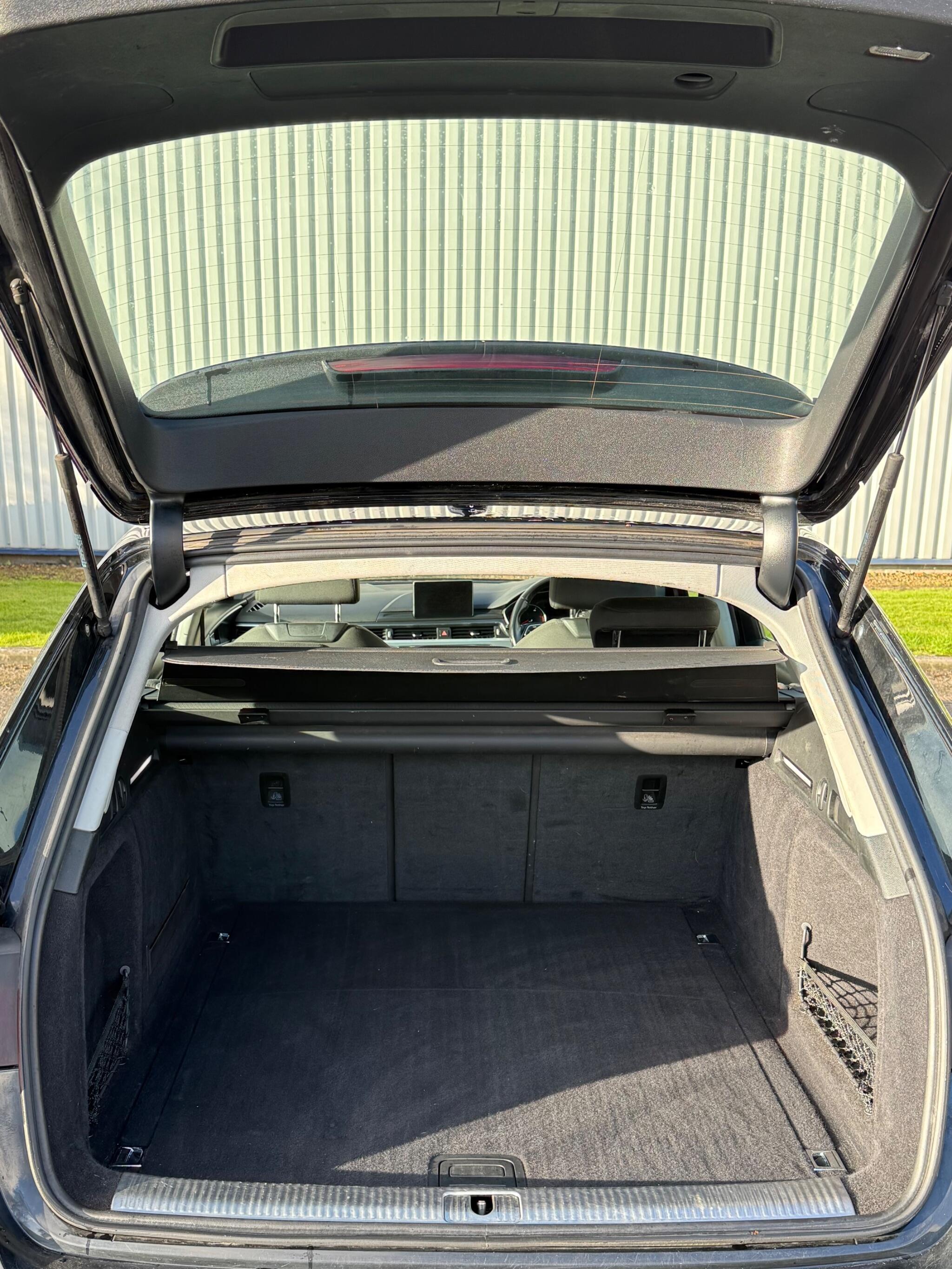 Audi A4 Avant - Image 29