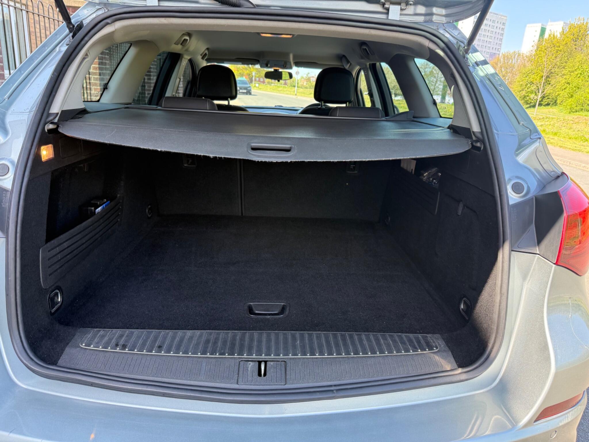 Vauxhall Astra - Image 9