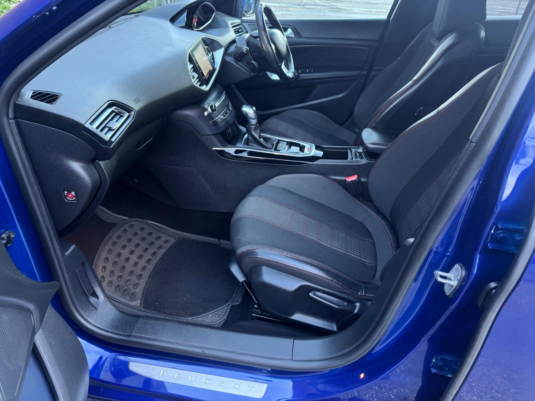 Peugeot 308 - Image 52