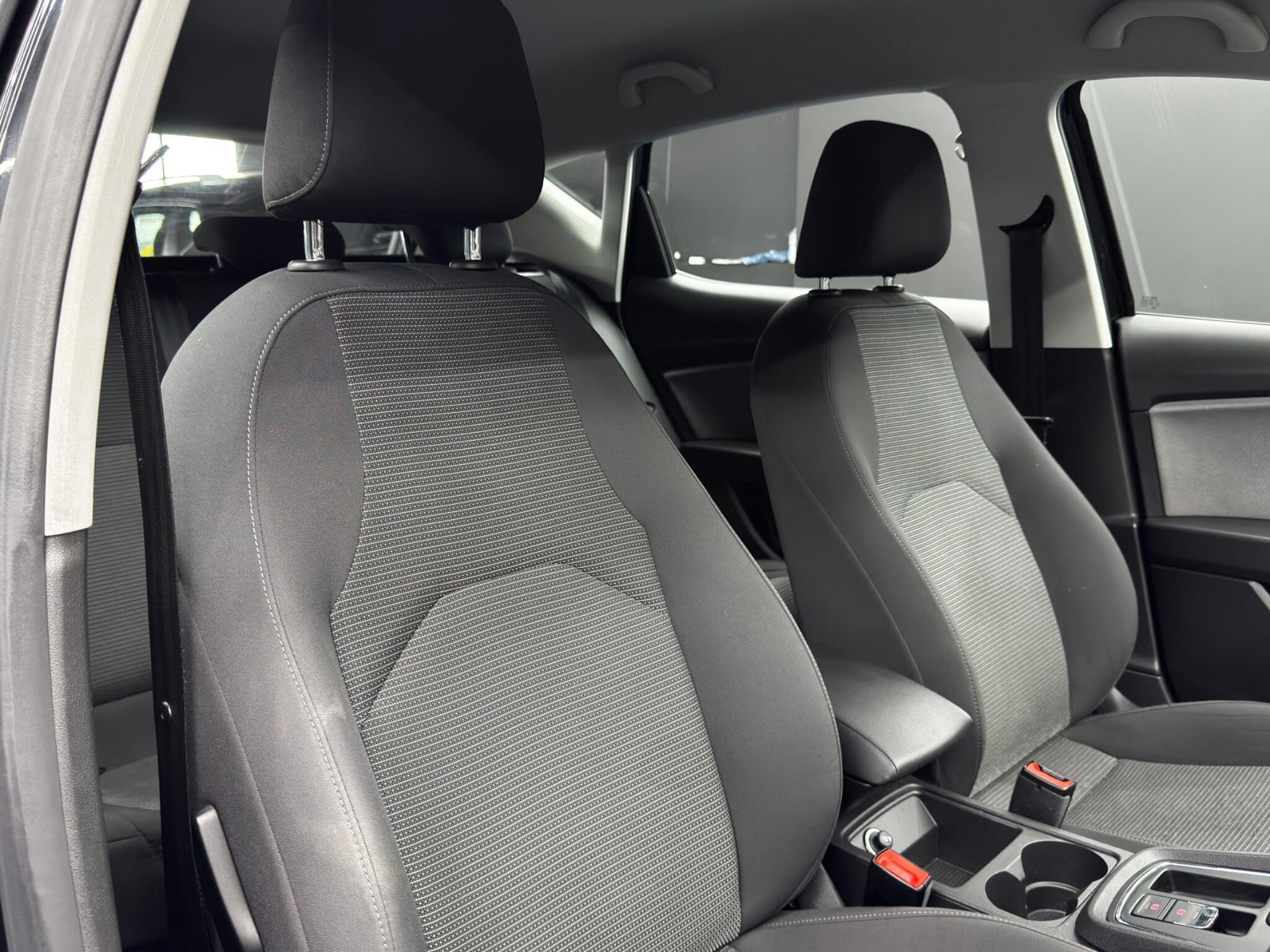 SEAT Leon - Image 12
