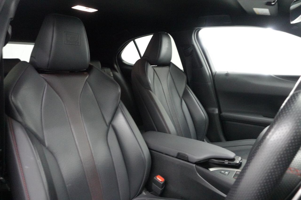Lexus UX - Image 2