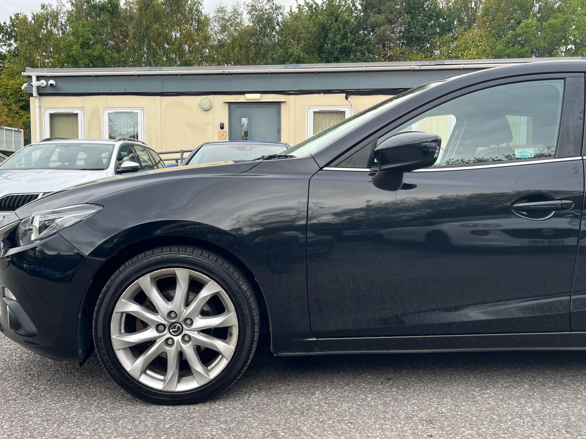 Mazda MAZDA3 - Image 6