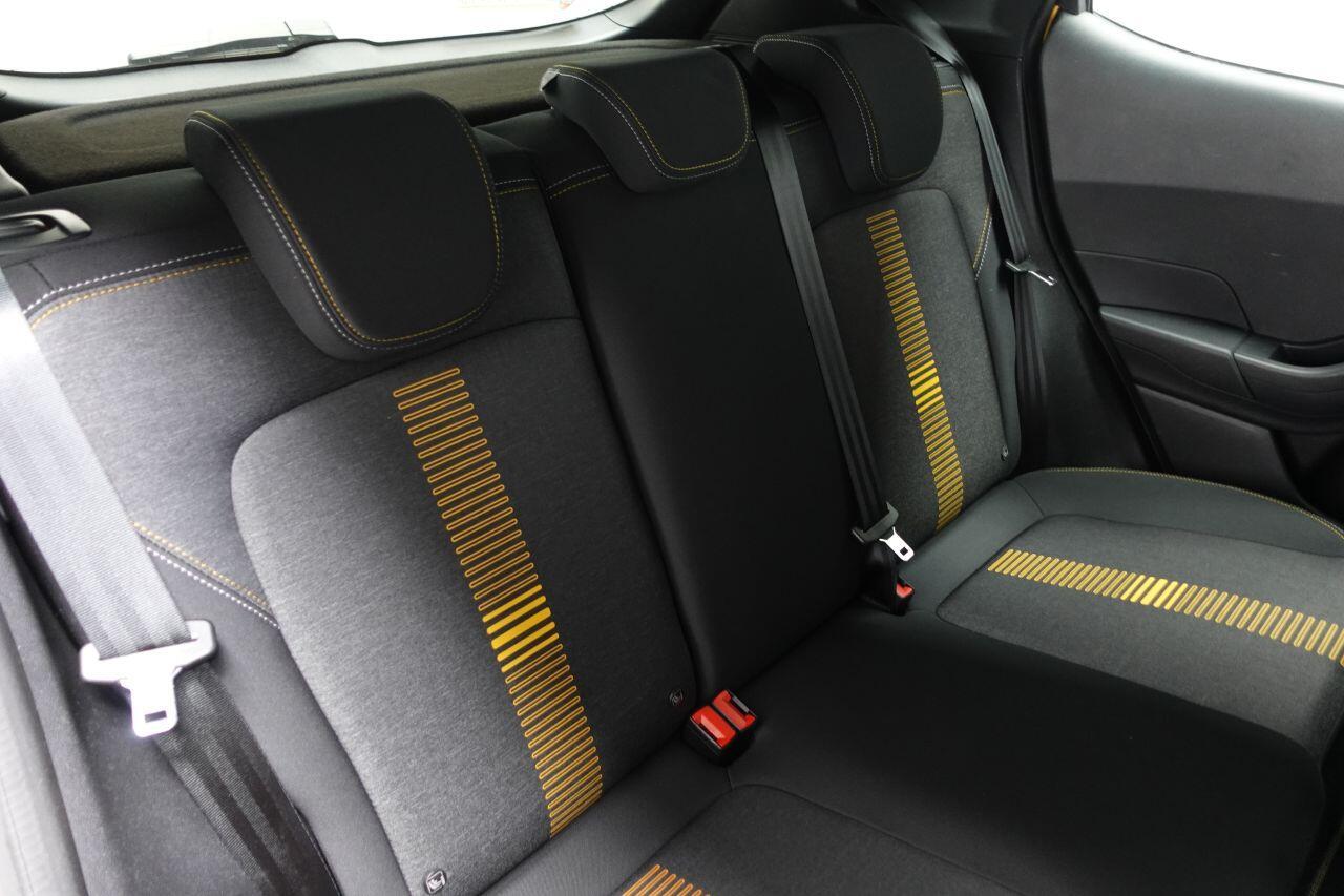 Ford Fiesta - Image 18