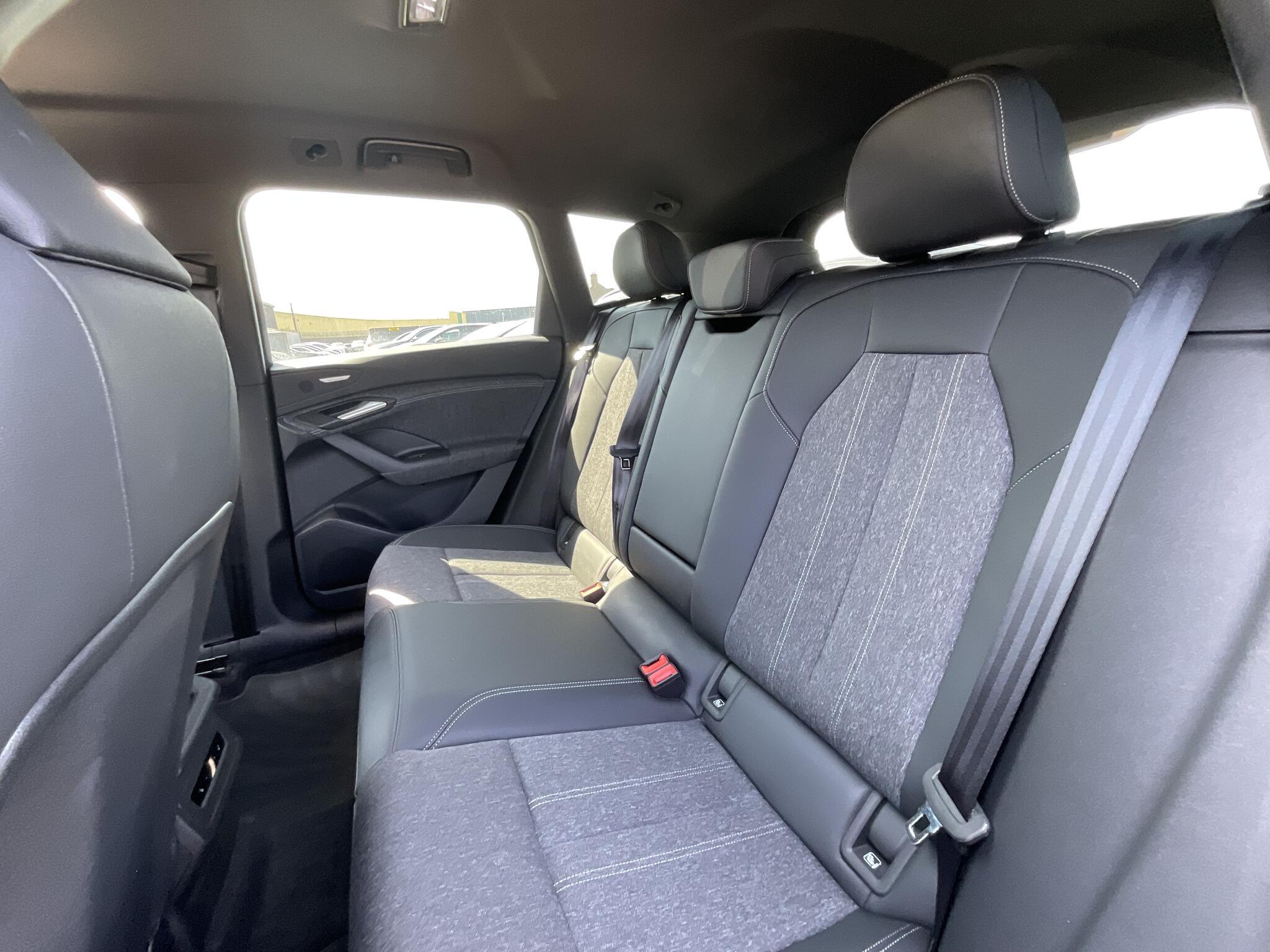 Audi Q6 e-tron - Image 14