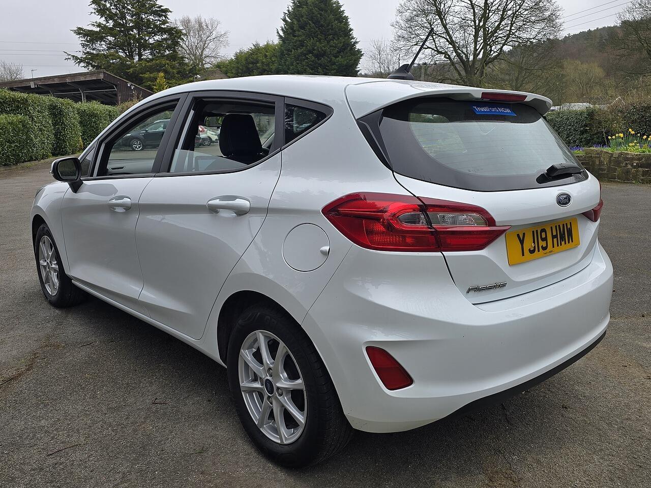 Ford Fiesta - Image 22