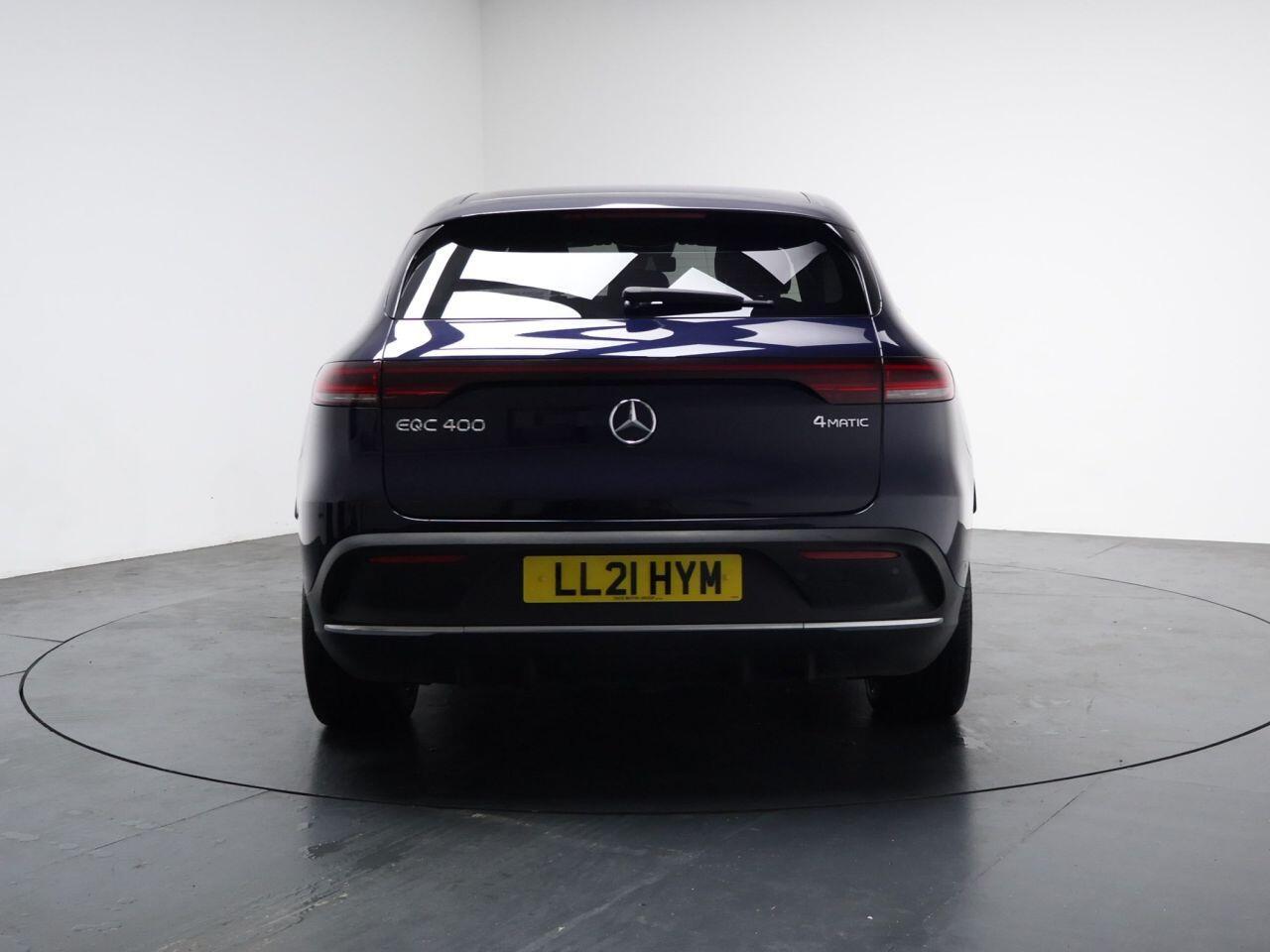 Mercedes Eqc - Image 11