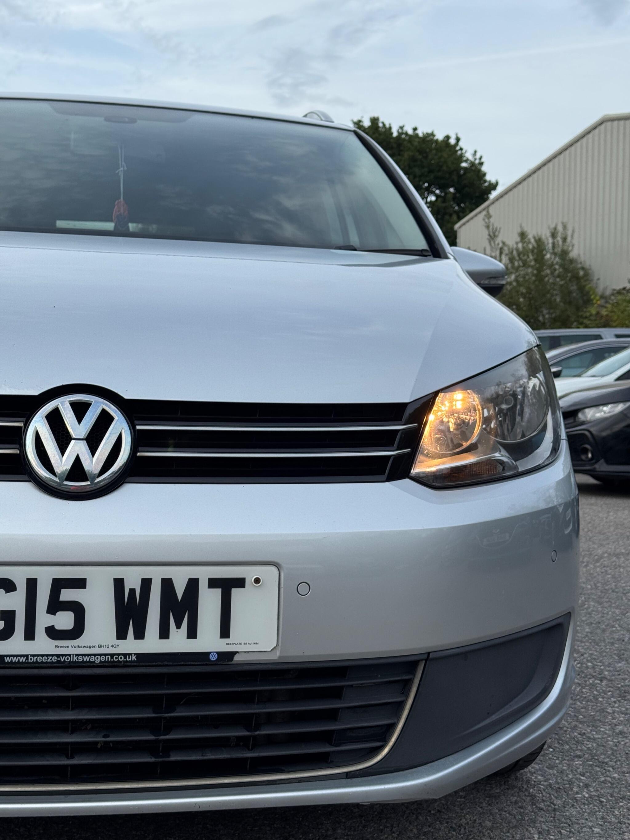 Volkswagen Touran - Image 9