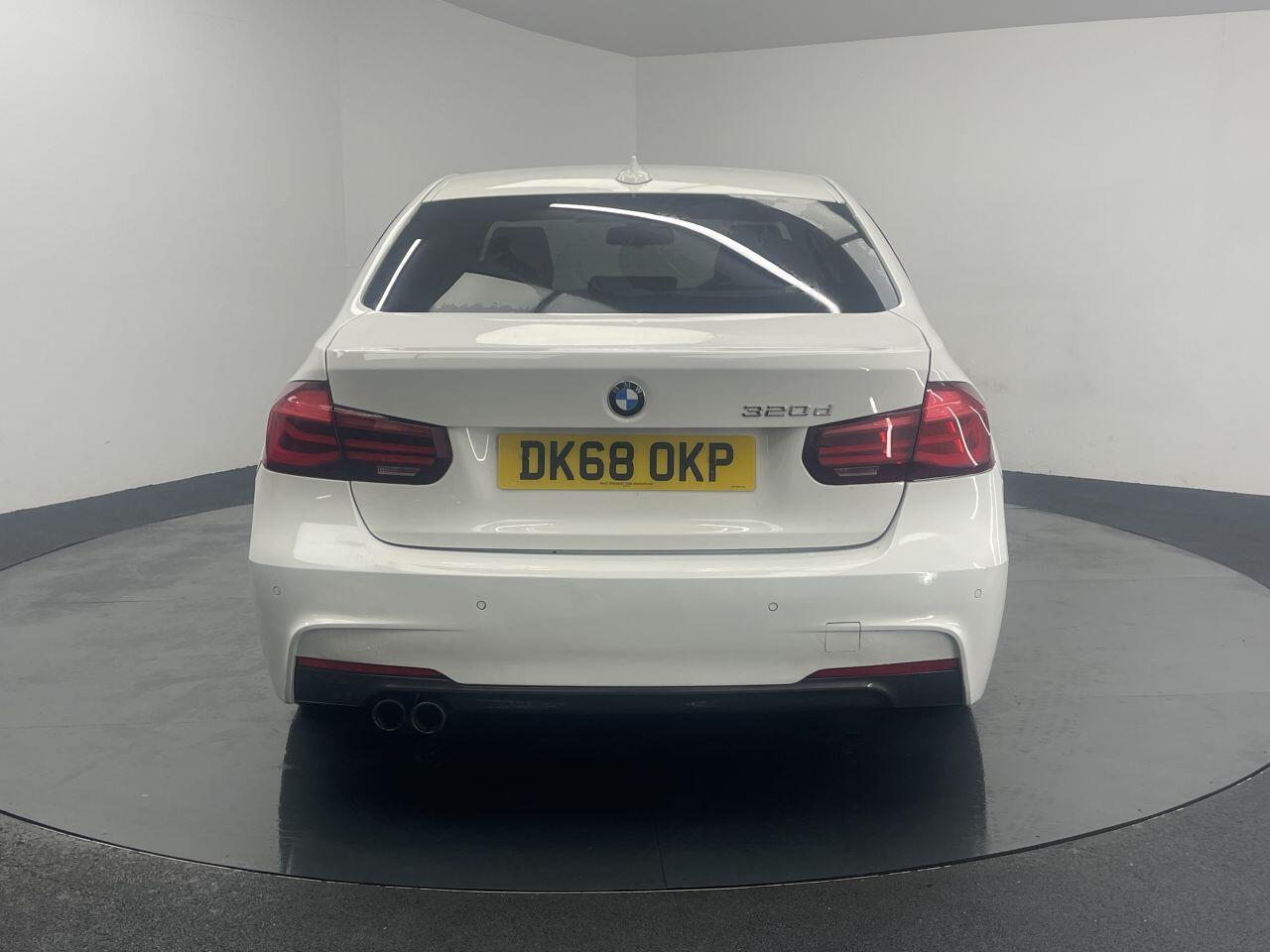 BMW 3 Series - Image 17