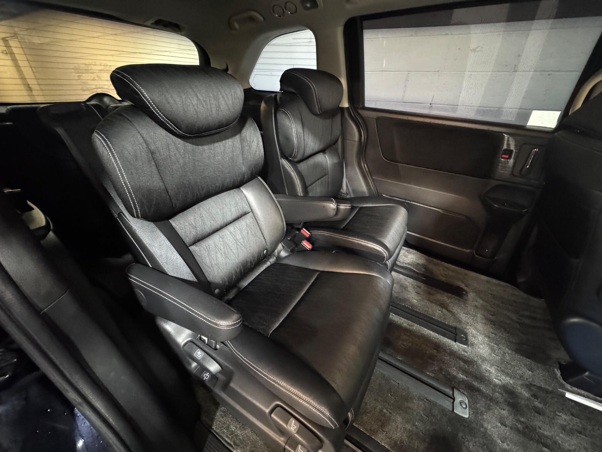 Honda Odyssey - Image 12
