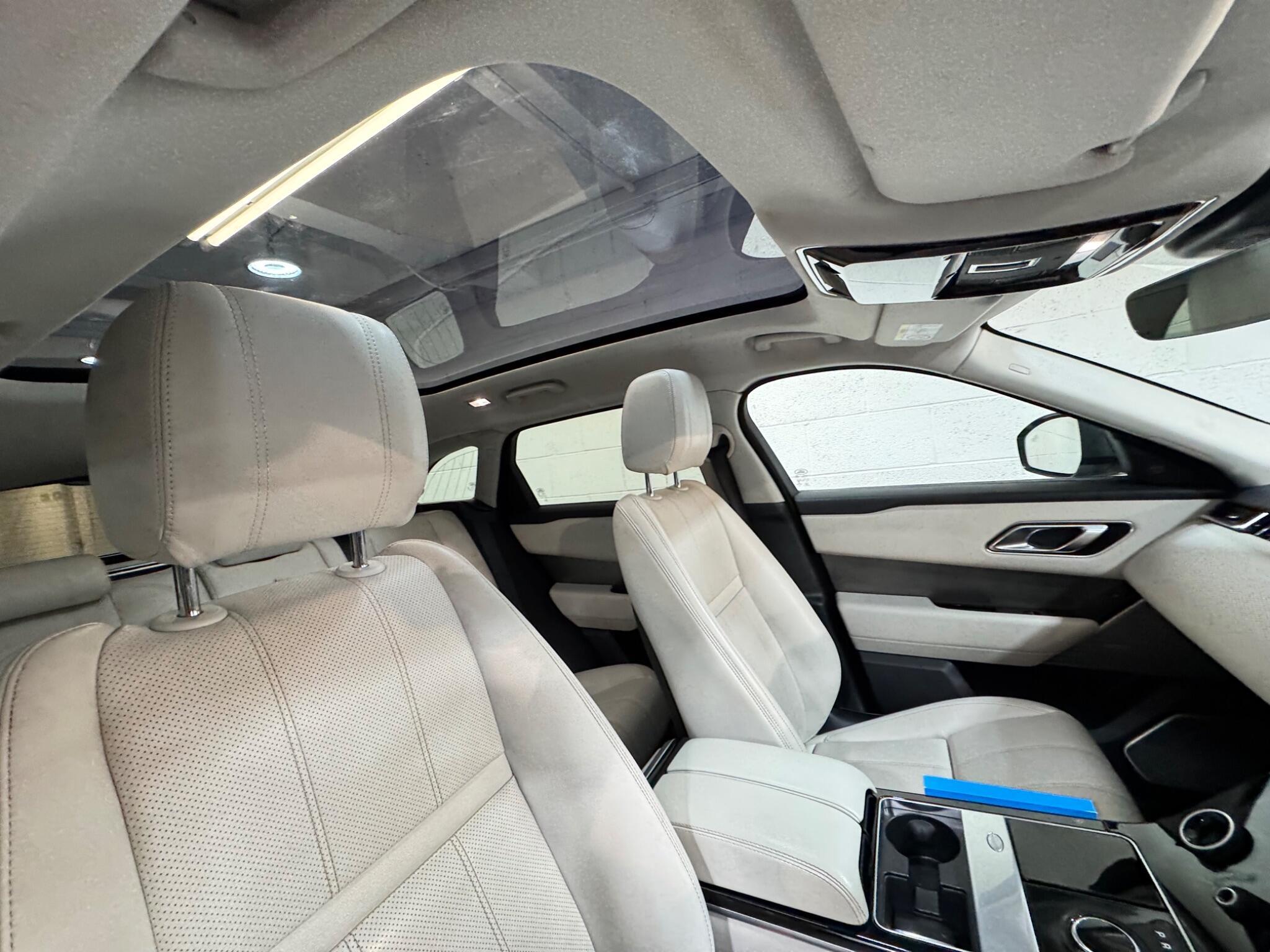 Land Rover Range Rover Velar - Image 11