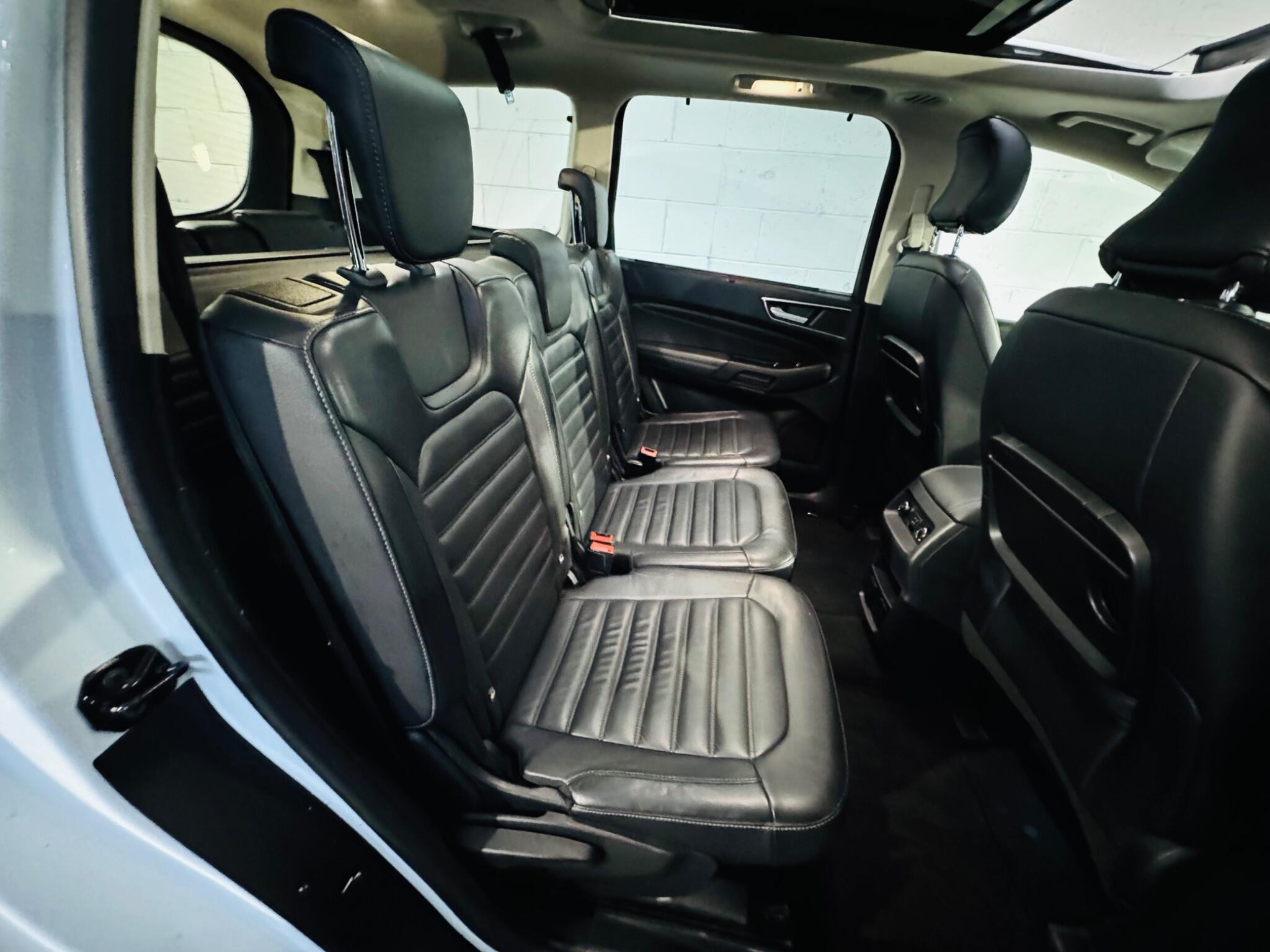 Ford Galaxy - Image 10