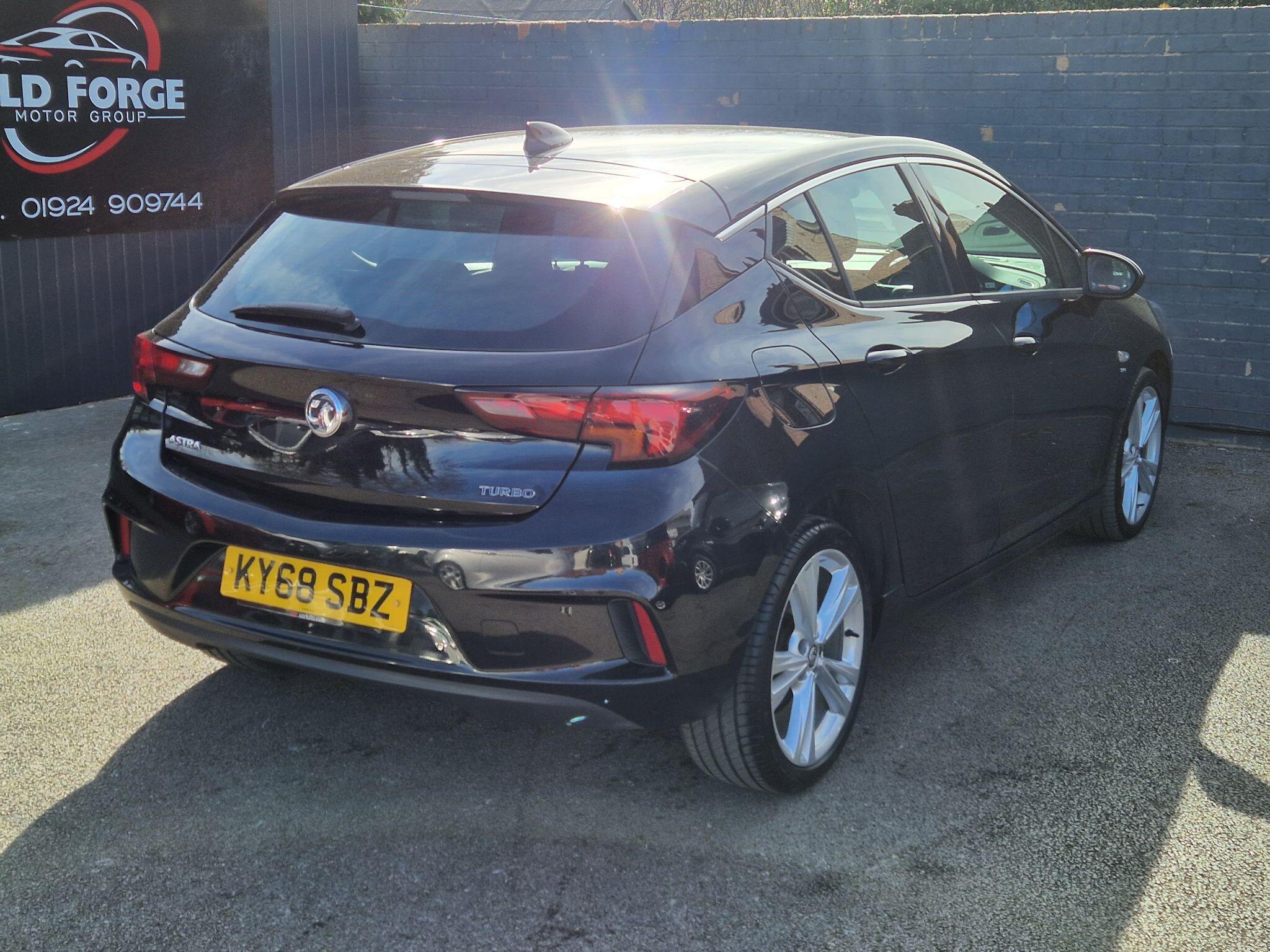 Vauxhall Astra - Image 10