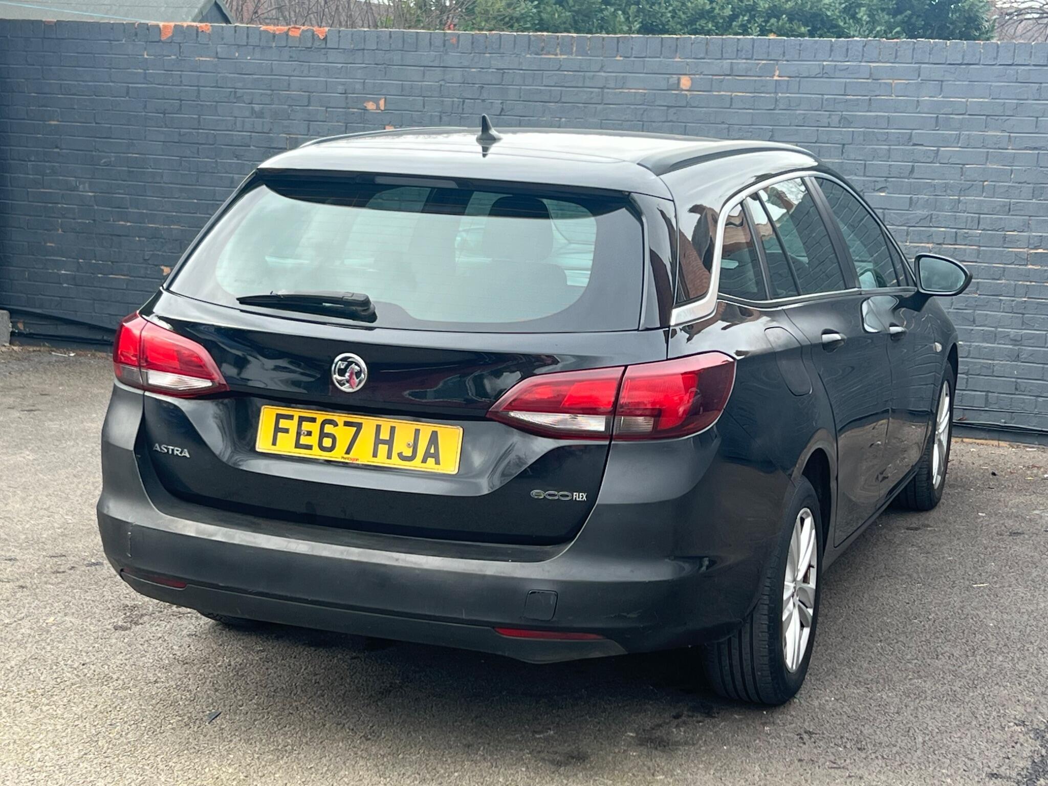 Vauxhall Astra - Image 12