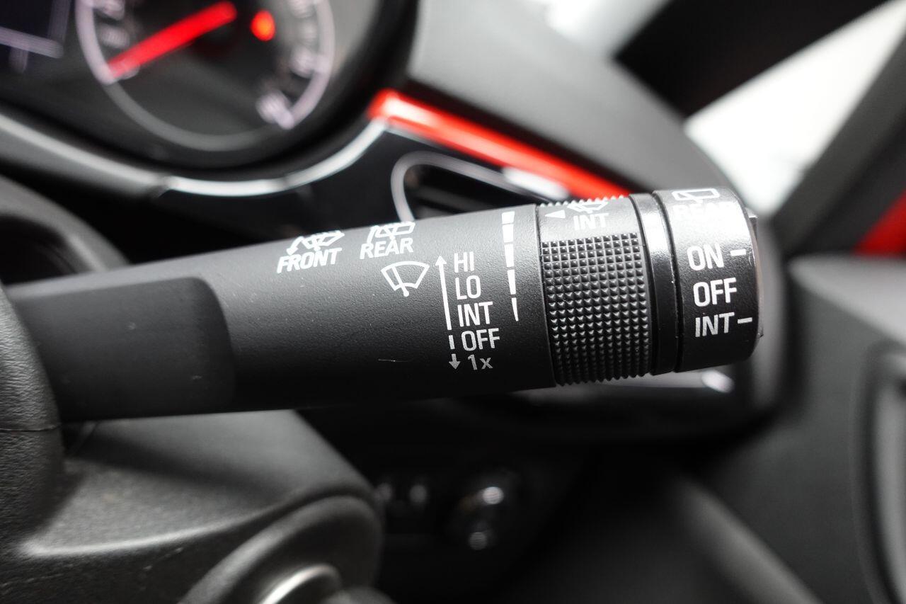 Vauxhall Corsa - Image 32