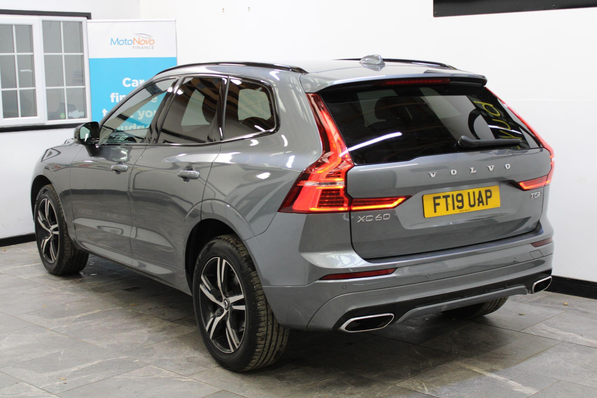 Volvo XC60 - Image 19