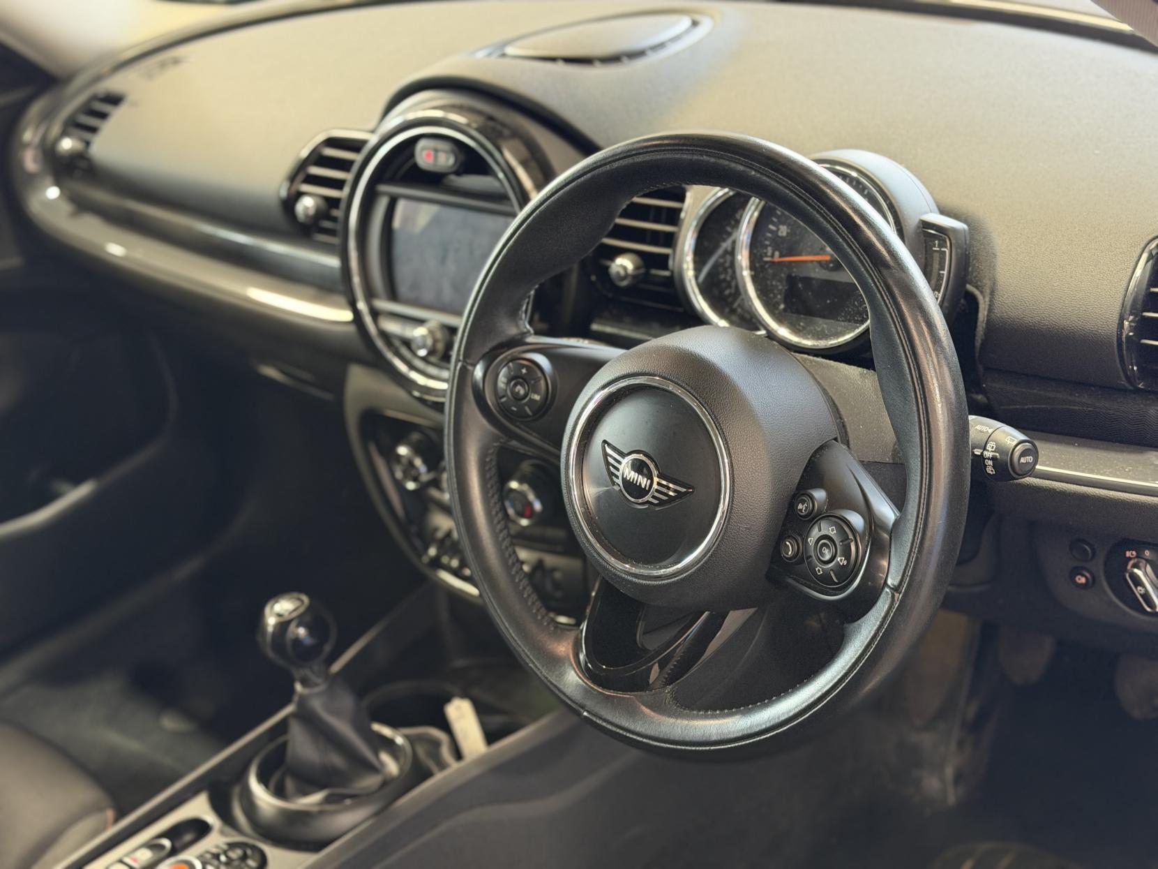 MINI Clubman - Image 20