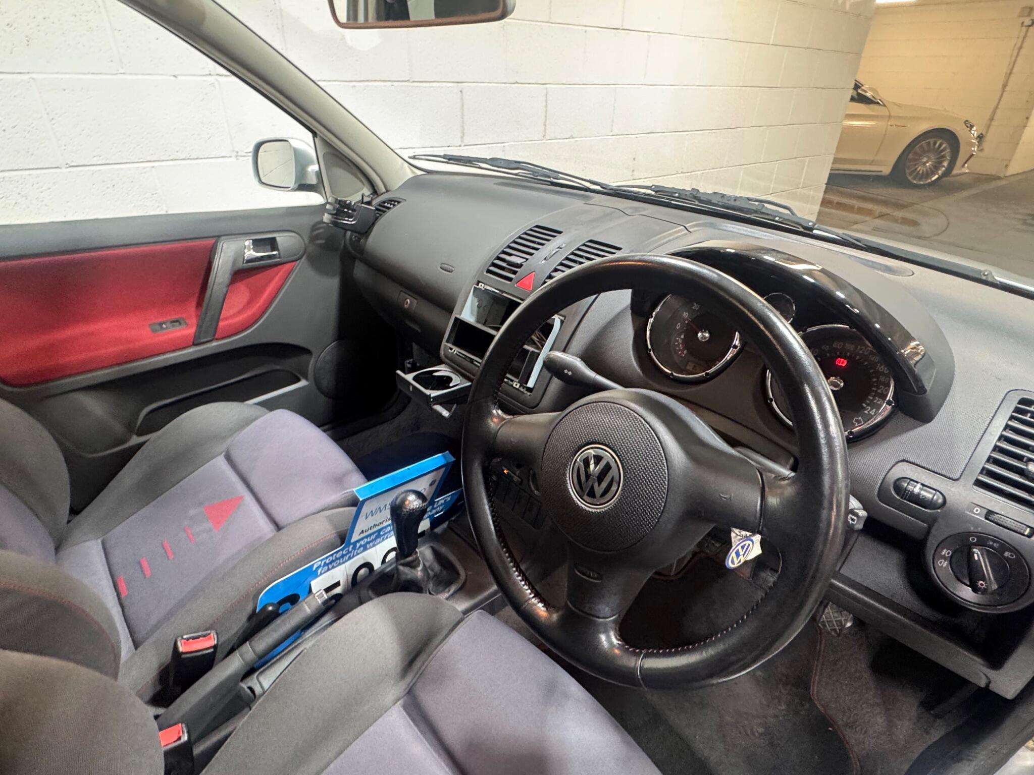 Volkswagen Polo - Image 8