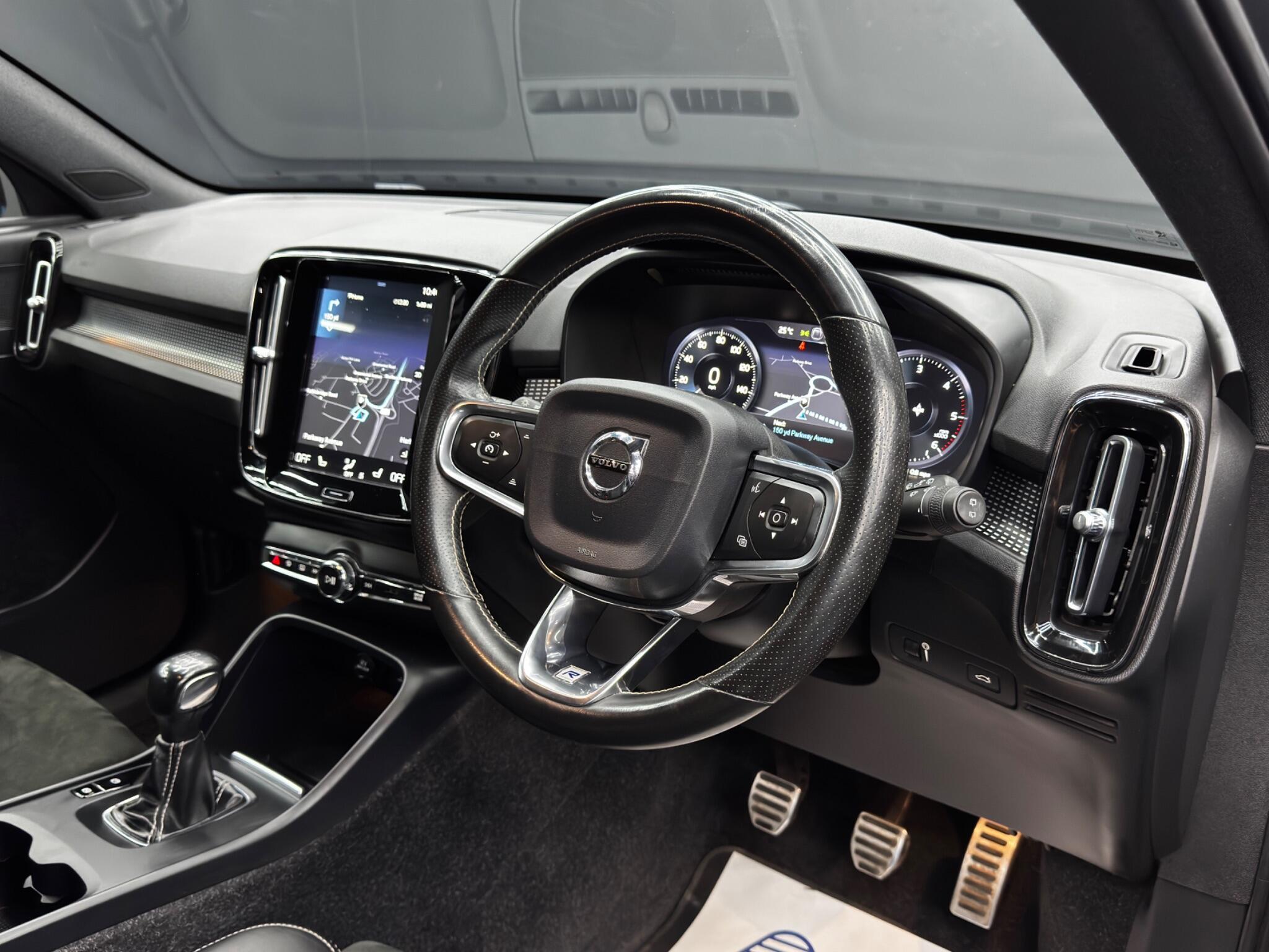 Volvo XC40 - Image 9