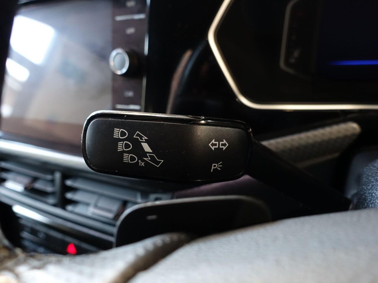 Volkswagen T-Cross - Image 21