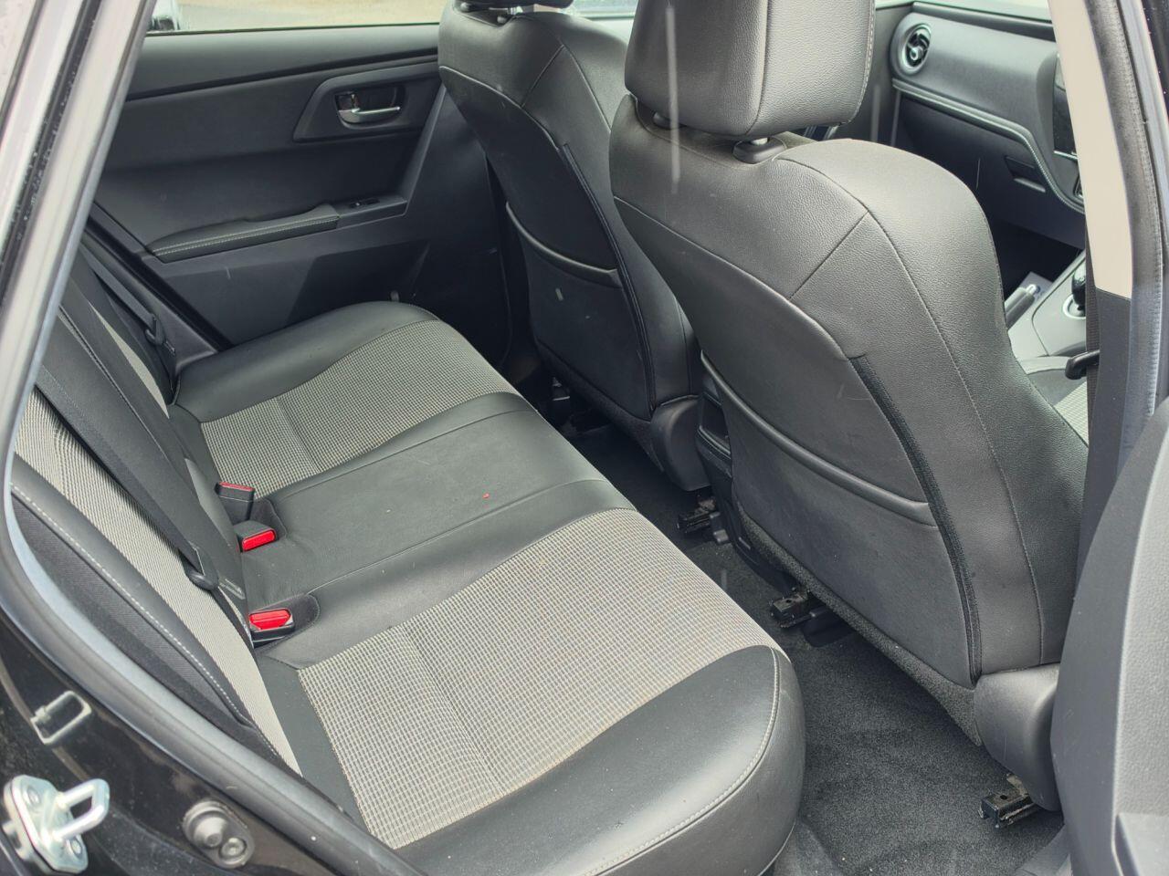 Toyota Auris - Image 16
