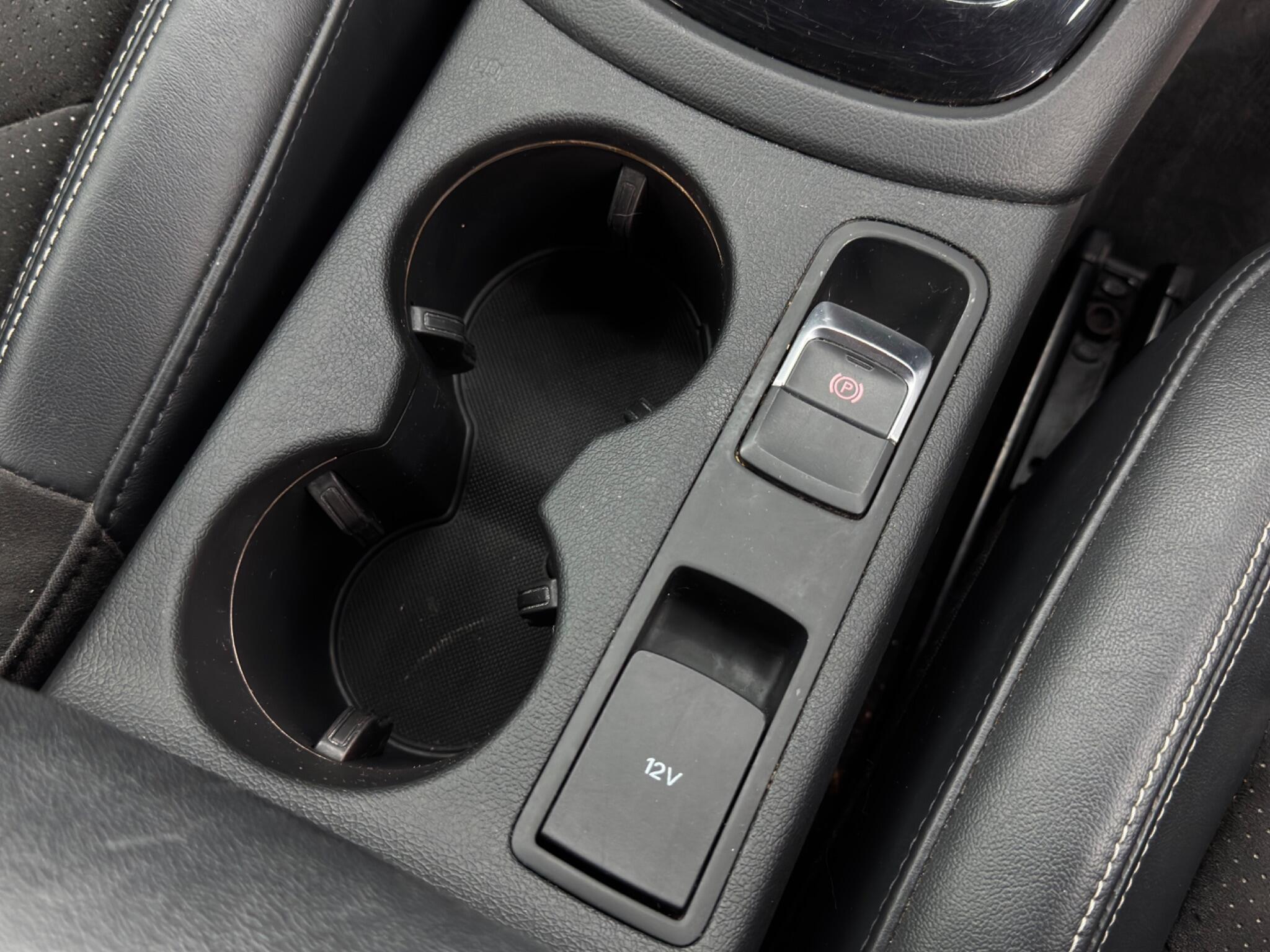 Audi Q3 - Image 24