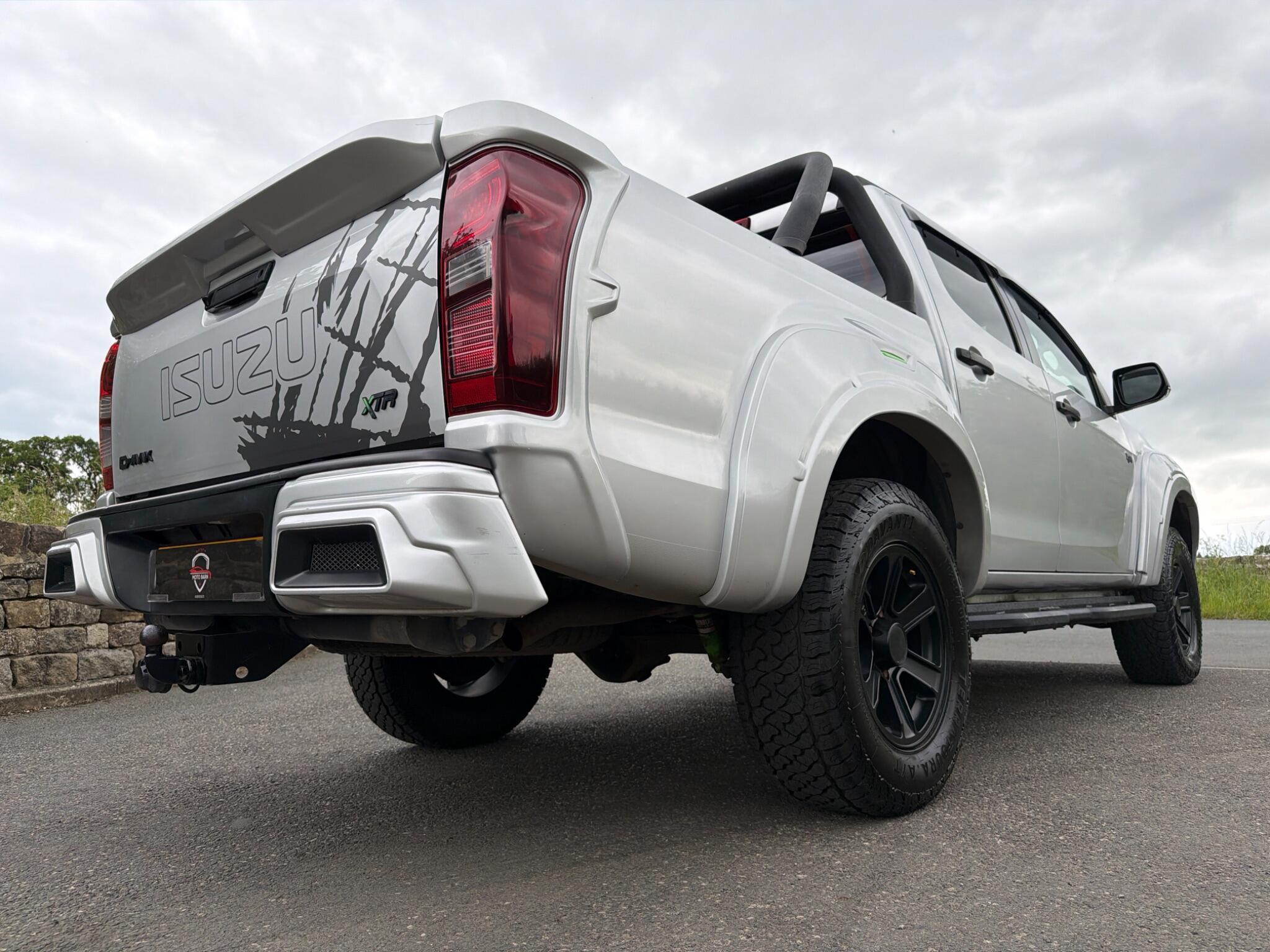 Isuzu D-MAX - Image 18