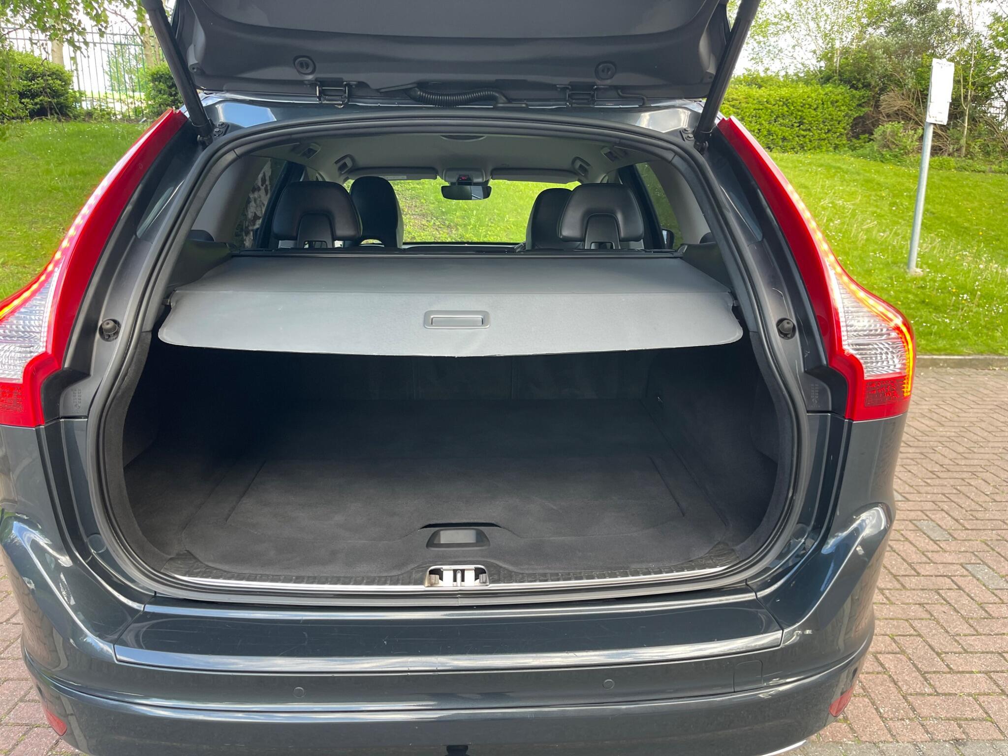 Volvo XC60 - Image 54